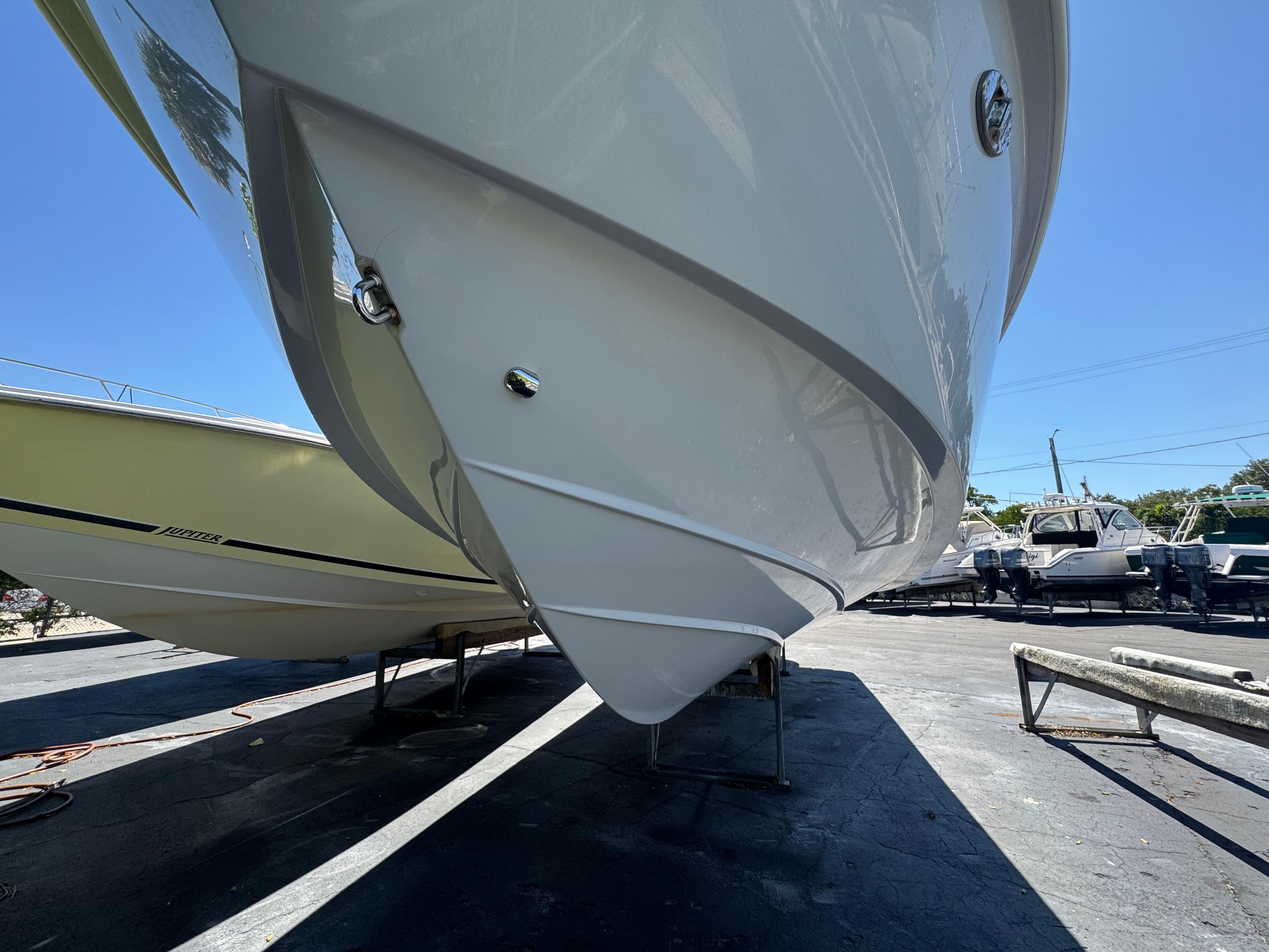 2019-everglades-340-dual-console-power-9690404-20250312151020961-1_XLARGE