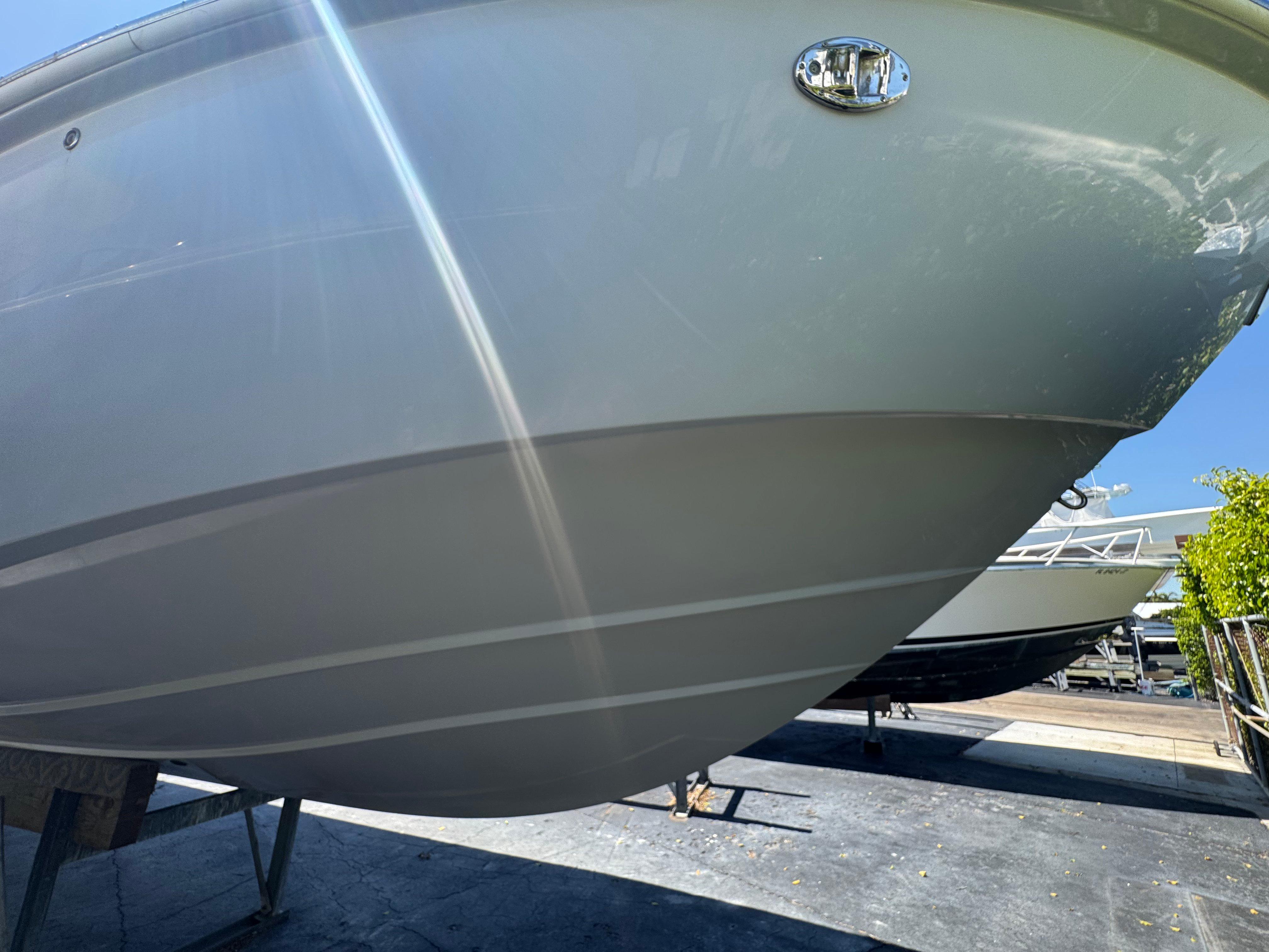 2019-everglades-340-dual-console-power-9690404-20250312151028926-1_XLARGE