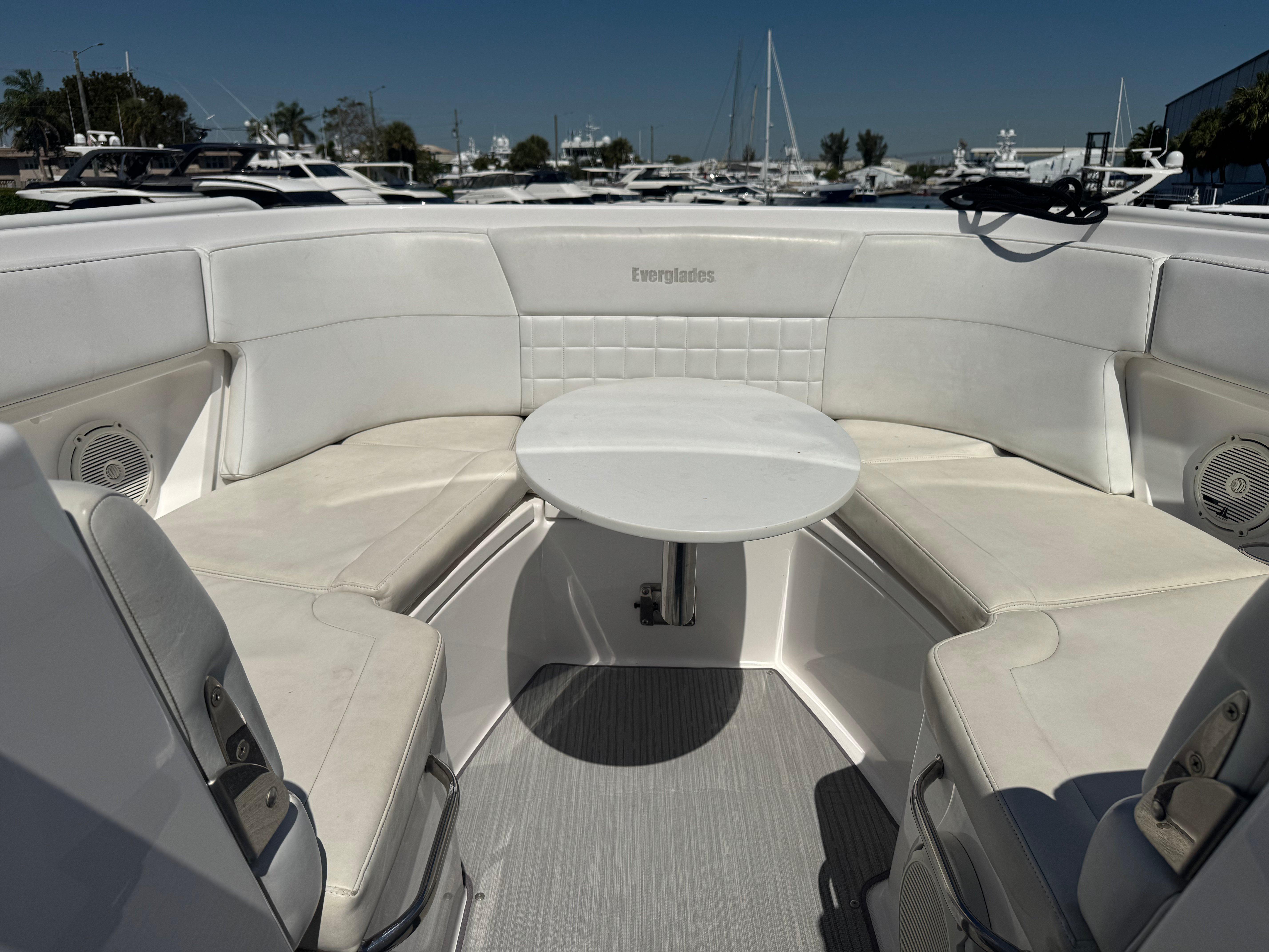 2019-everglades-340-dual-console-power-9690404-20250312151734771-1_XLARGE