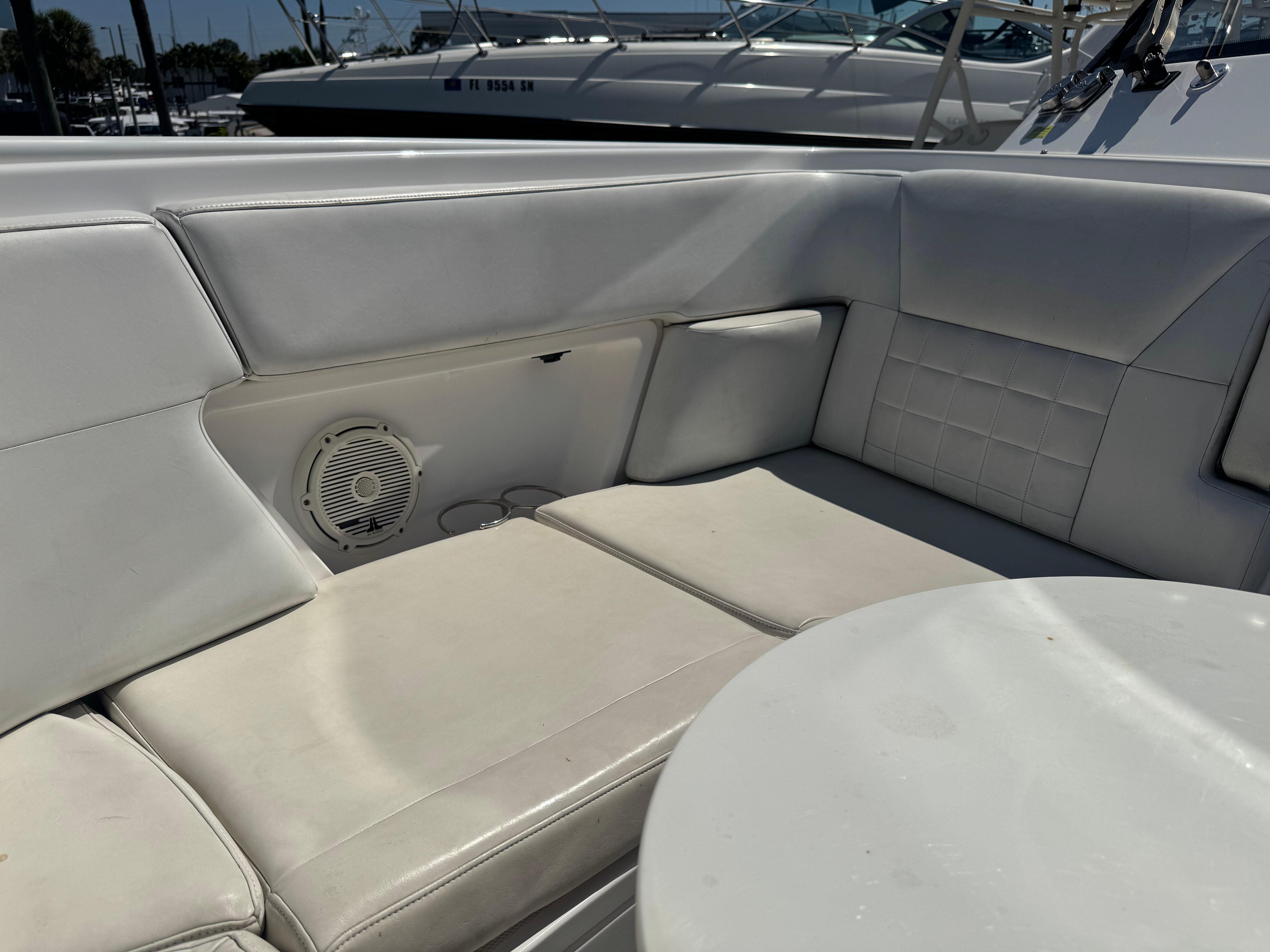 2019-everglades-340-dual-console-power-9690404-20250312151805748-1_XLARGE