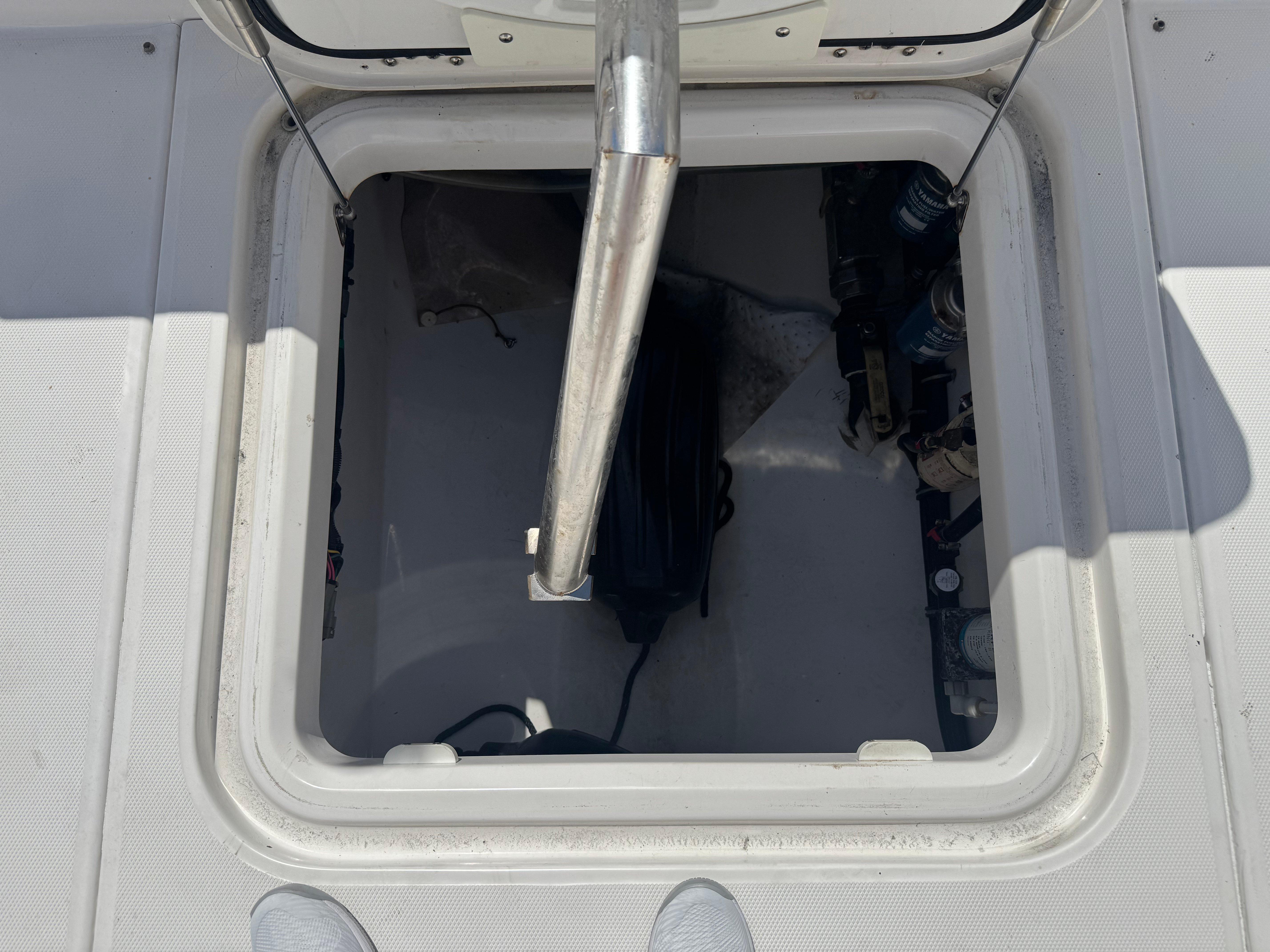 2019-everglades-340-dual-console-power-9690404-20250312152102283-1_XLARGE