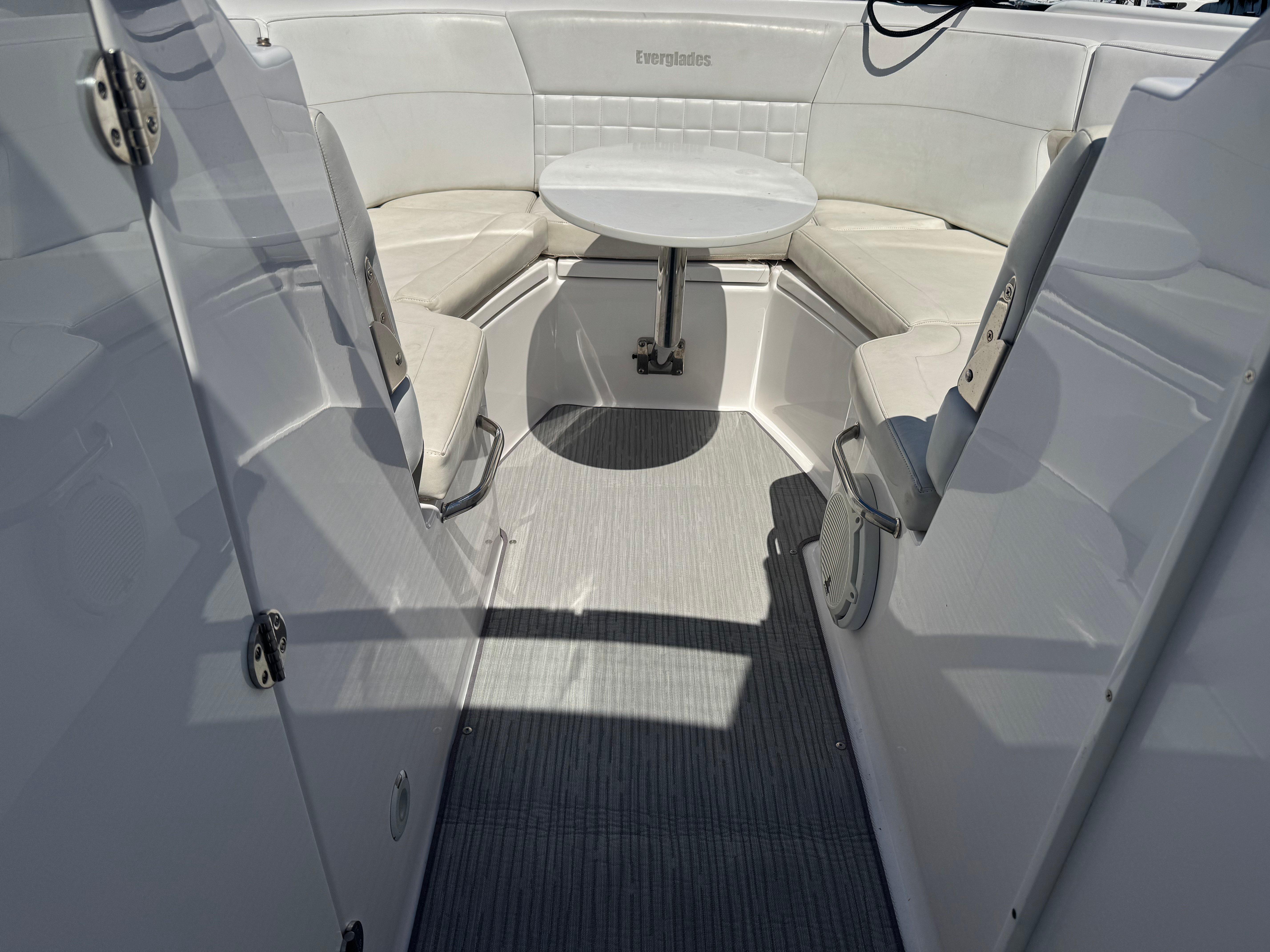 2019-everglades-340-dual-console-power-9690404-20250312152114732-1_XLARGE
