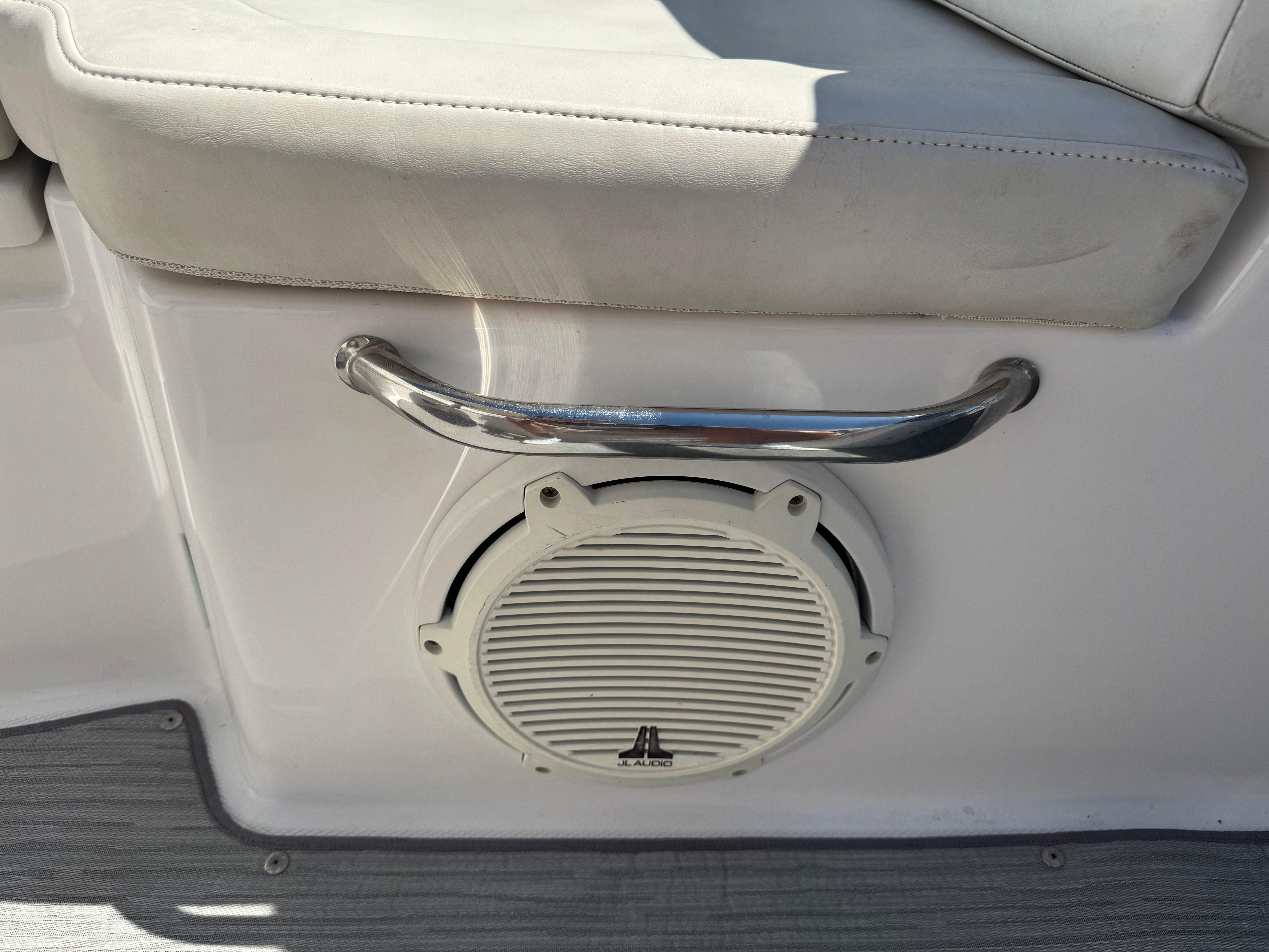 2019-everglades-340-dual-console-power-9690404-20250312152121968-1_XLARGE