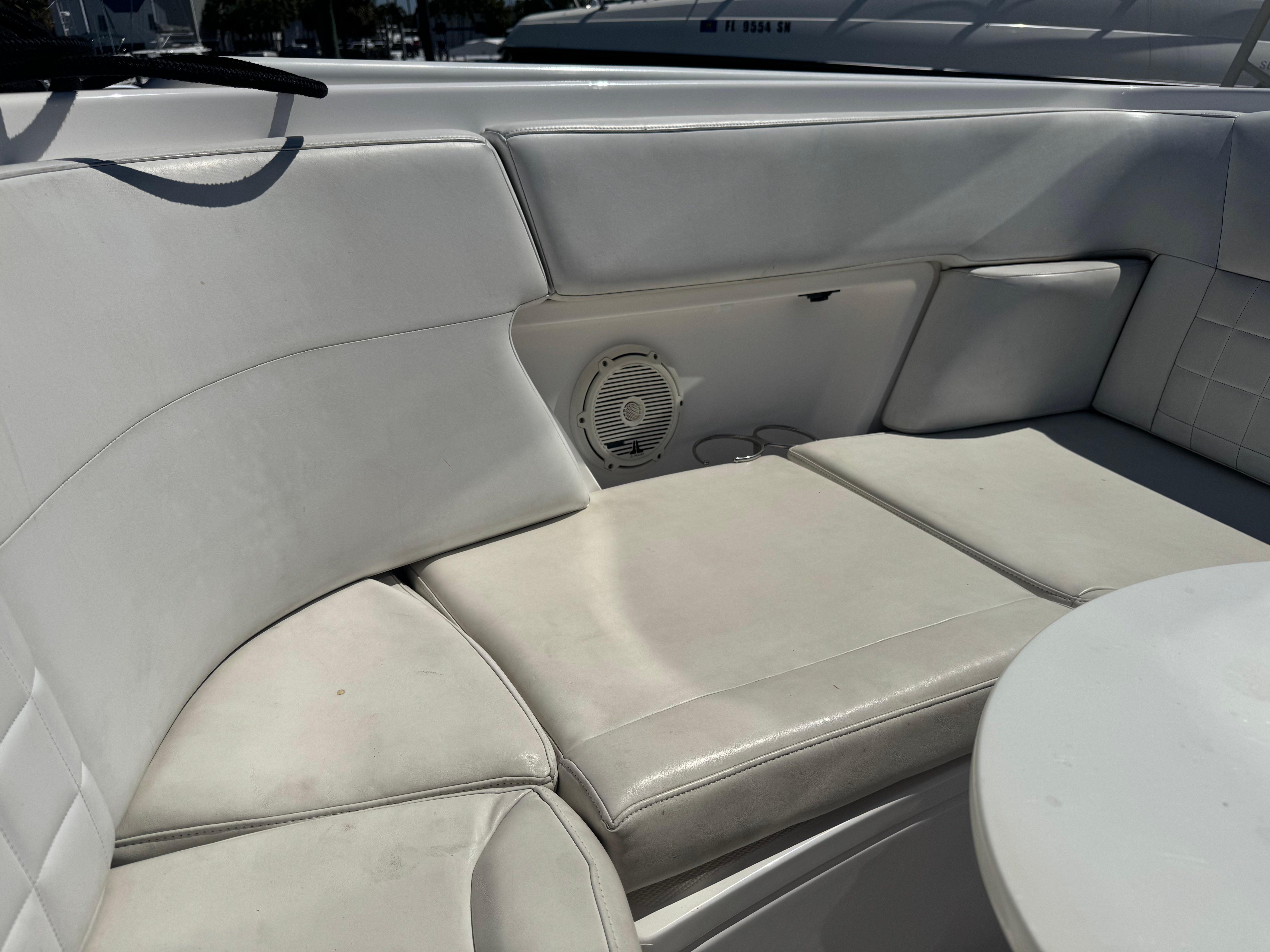 2019-everglades-340-dual-console-power-9690404-20250312152147101-1_XLARGE