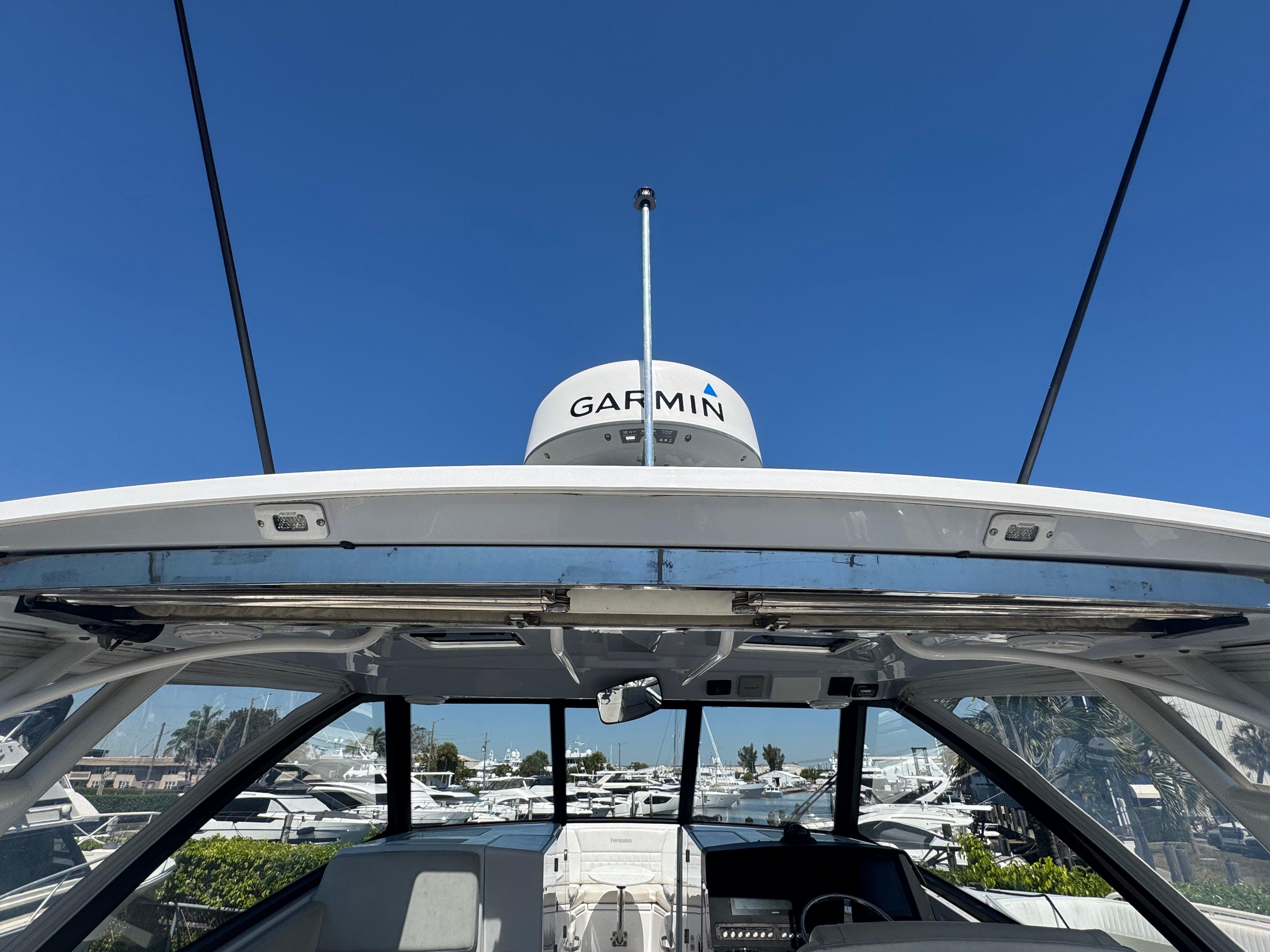 2019-everglades-340-dual-console-power-9690404-20250312152232278-1_XLARGE