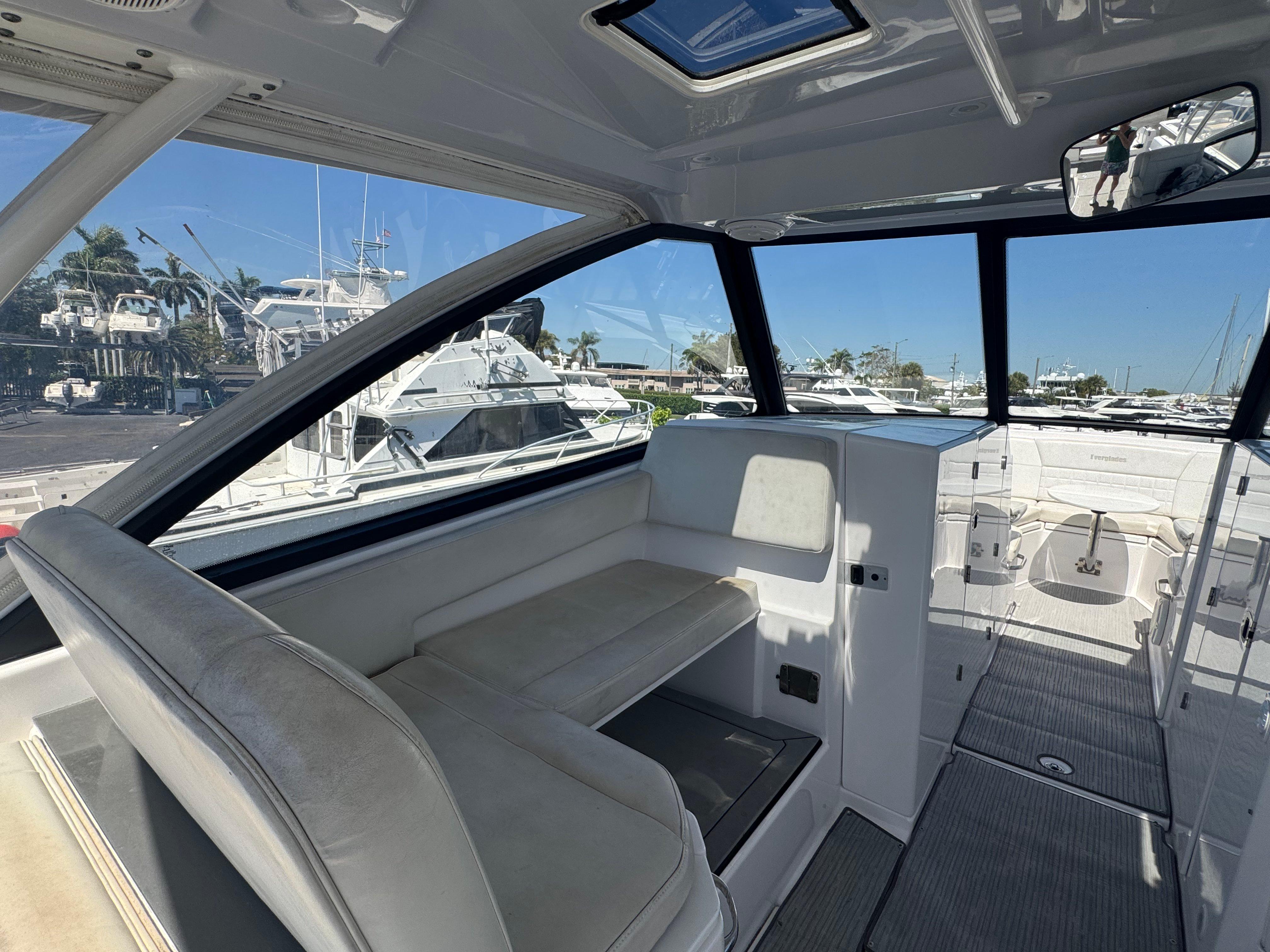 2019-everglades-340-dual-console-power-9690404-20250312152244579-1_XLARGE