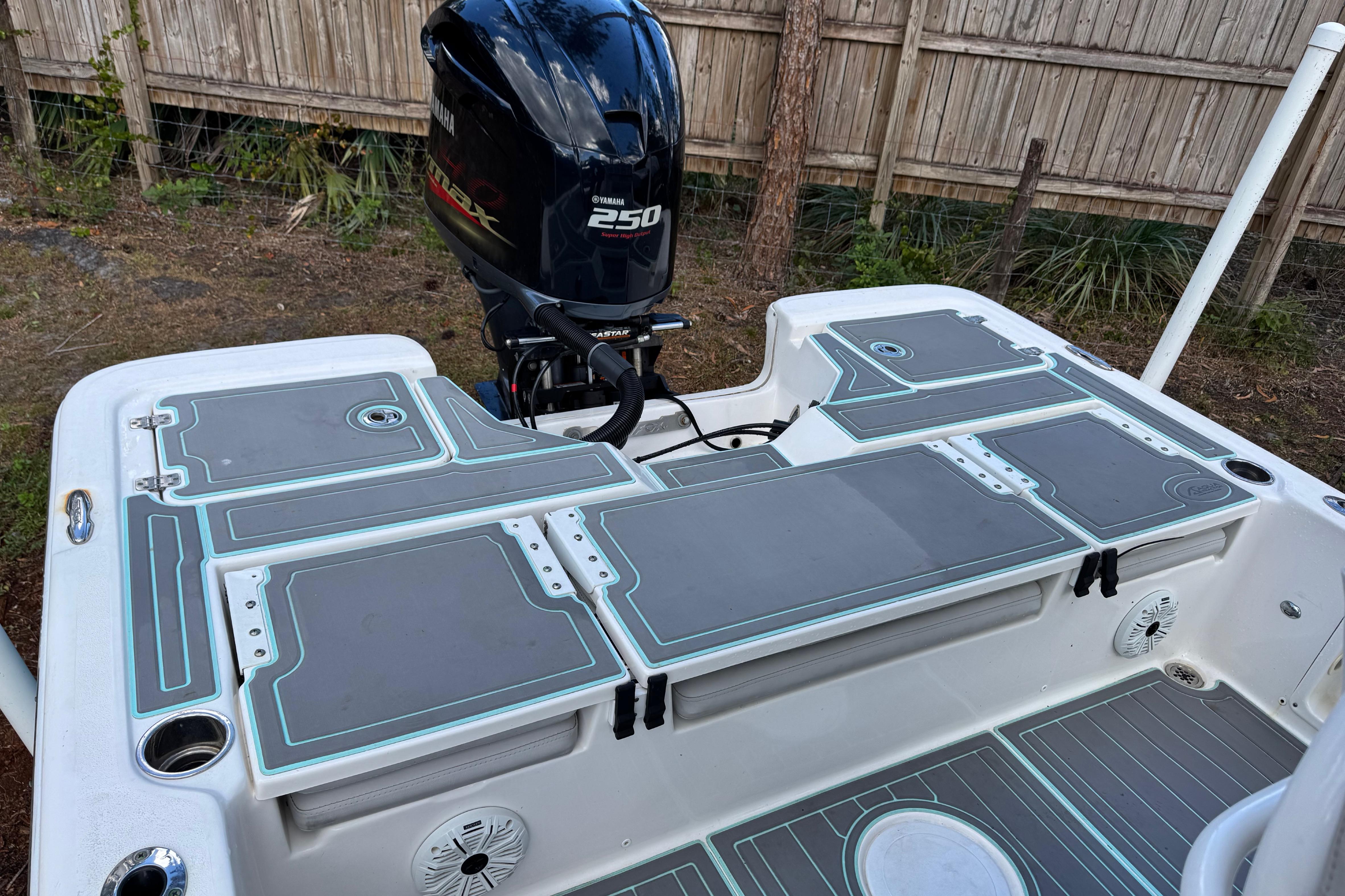 2019 Sea Fox 240 Viper