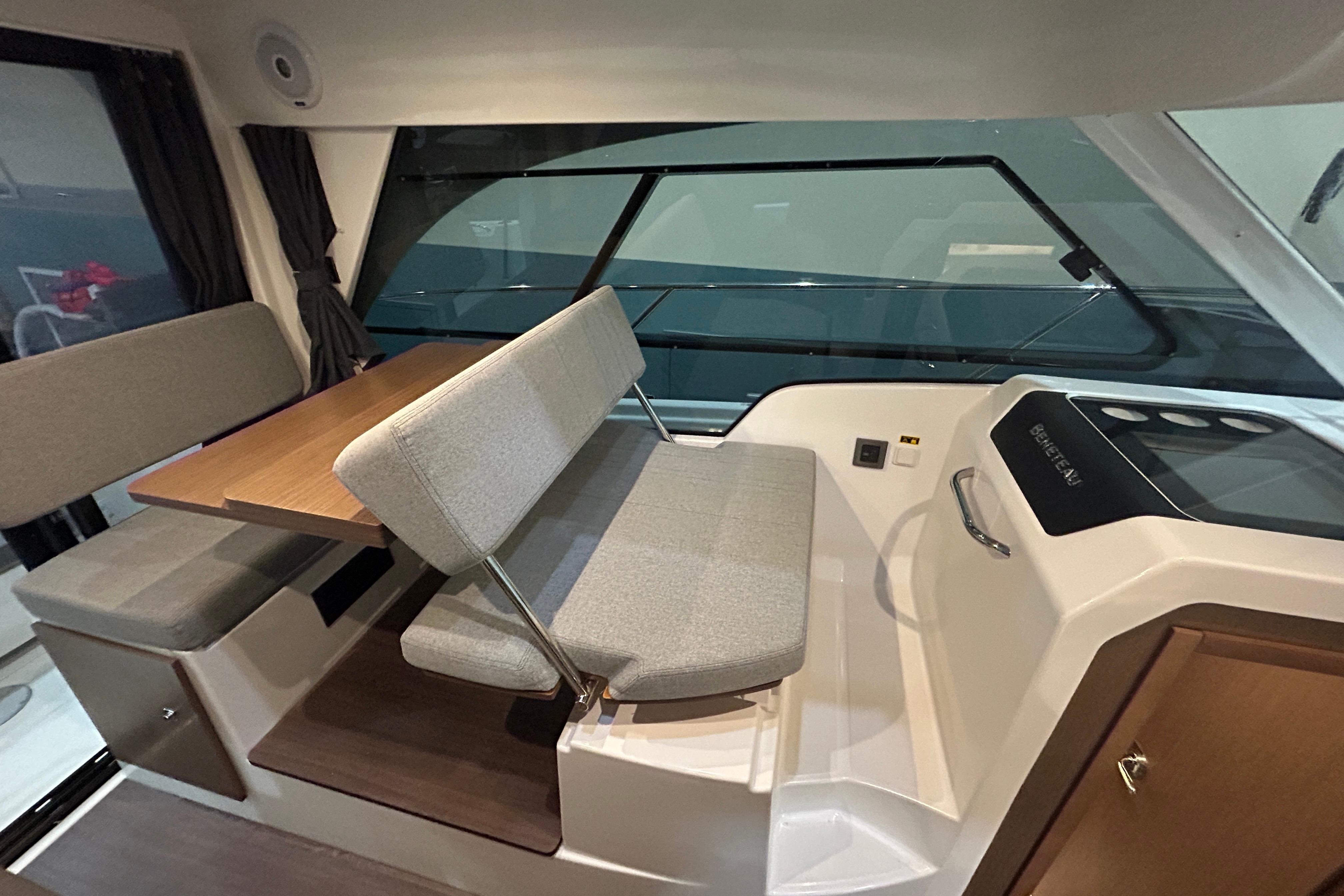 Yacht Photos Pics