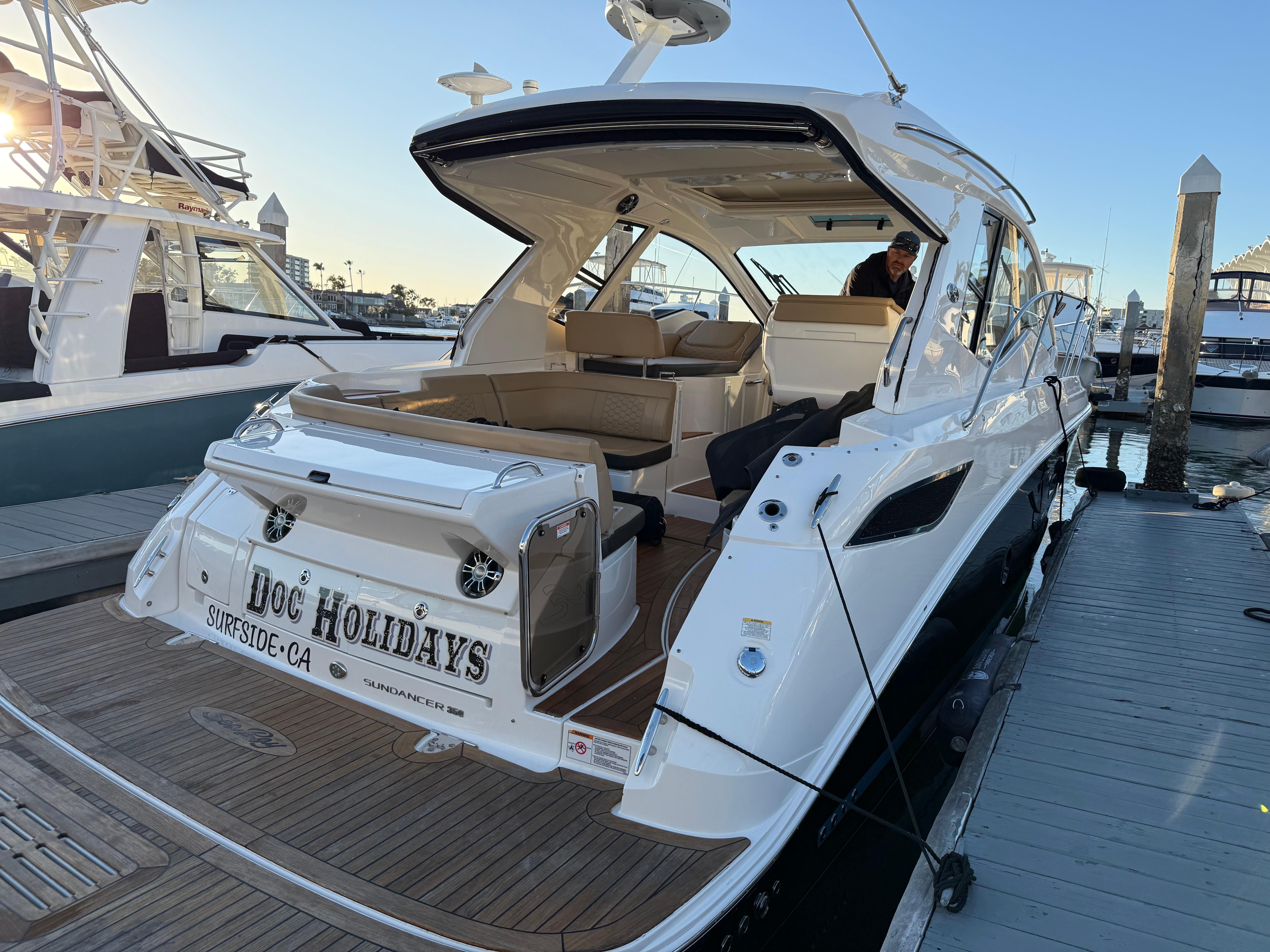 2021 Sea Ray Sundancer 350 Coupe #TBRL1606 inventory image at Sun Country Marine Group, Newport Beach 2021 Sea Ray Sundancer 350 Coupe #TBRL1606 inventory image at Sun Country Marine Group, Newport Beach
