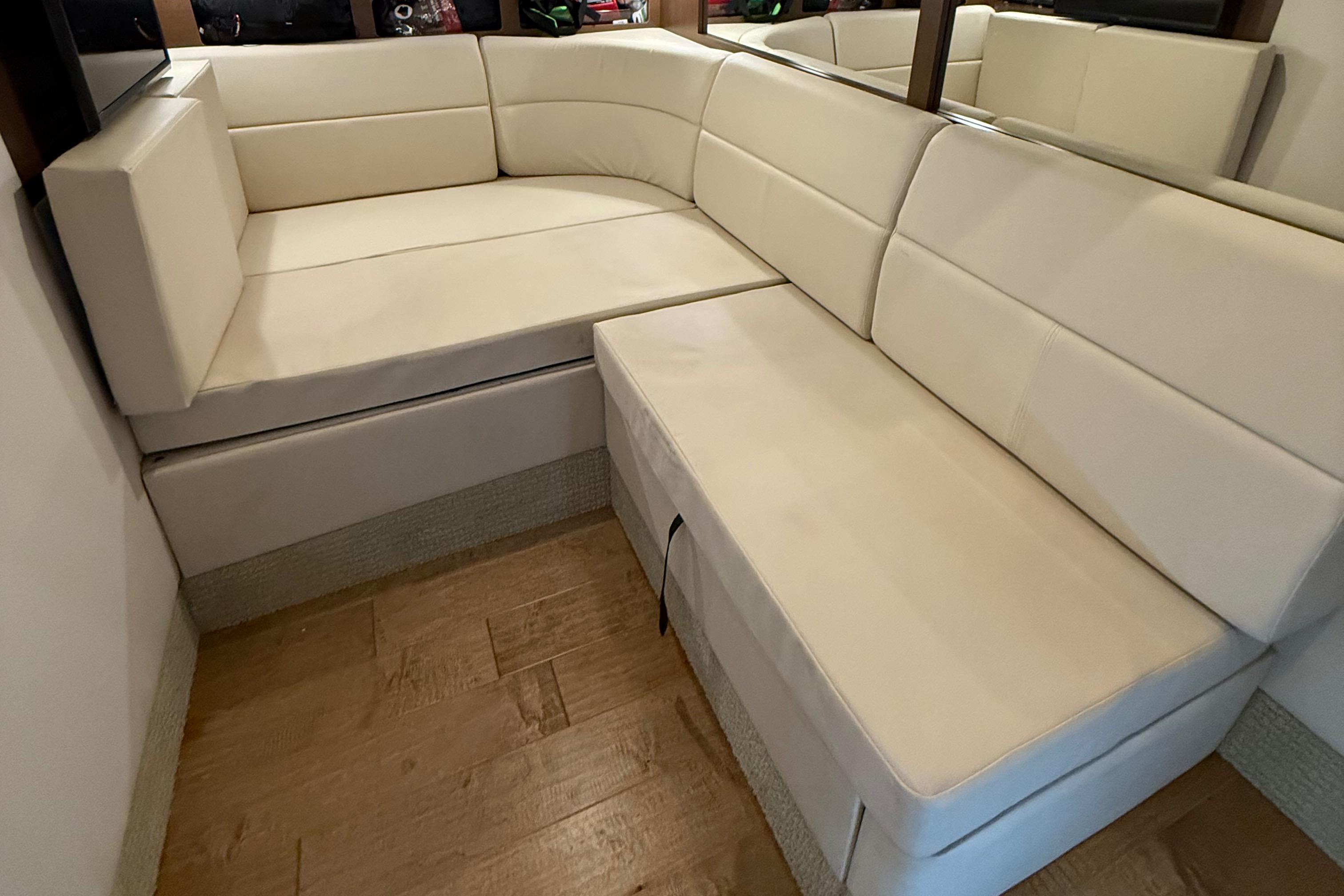 2021 Sea Ray Sundancer 350 Coupe #TBRL1606 inventory image at Sun Country Marine Group, Newport Beach 2021 Sea Ray Sundancer 350 Coupe #TBRL1606 inventory image at Sun Country Marine Group, Newport Beach
