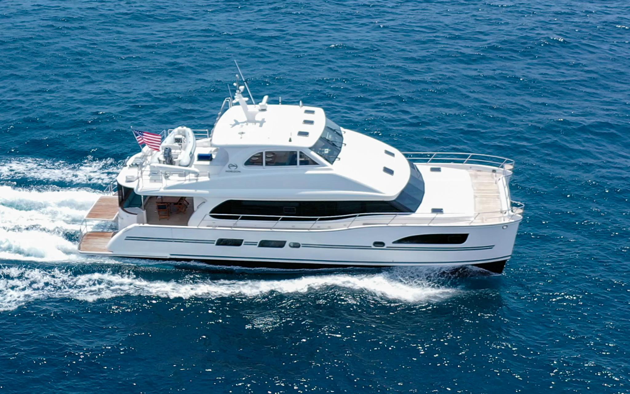 Castina Yacht Photos Pics Horizon 65PC - Castina - Under Power