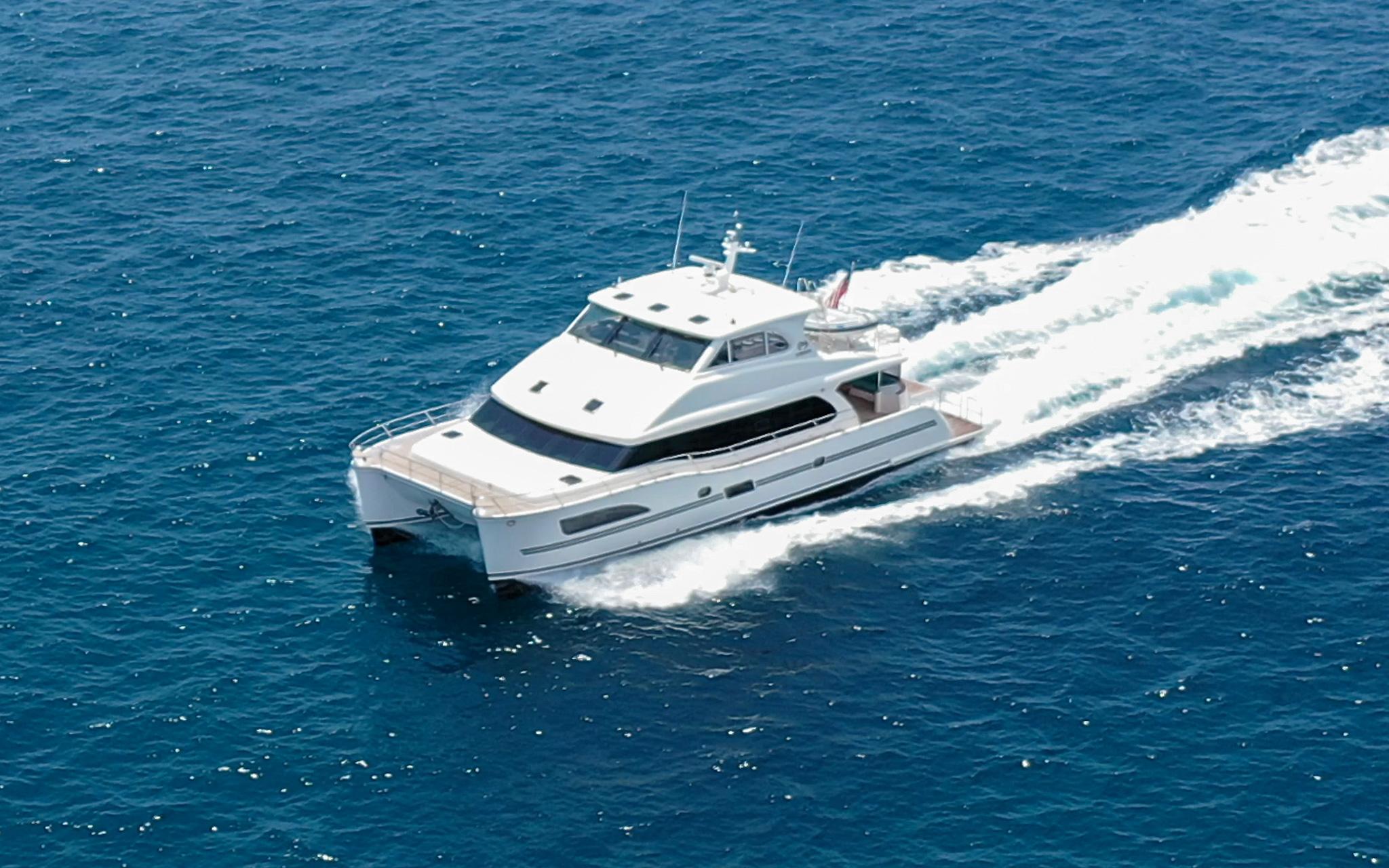 Castina Yacht Photos Pics Horizon 65PC - Castina - Under Power