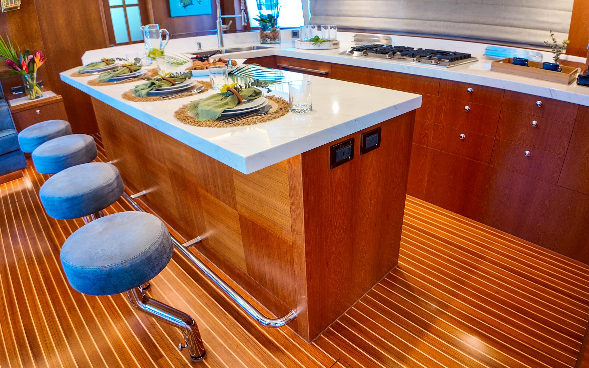 Castina Yacht Photos Pics Horizon 65PC - Castina - Salon - Galley