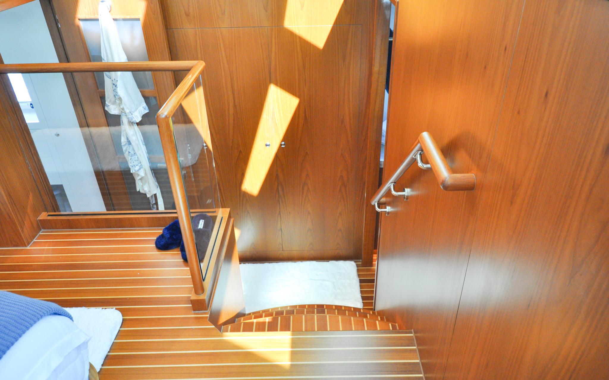 Castina Yacht Photos Pics Horizon 65PC - Castina - Main Deck Owners Cabin - Companionway to Head and Shower