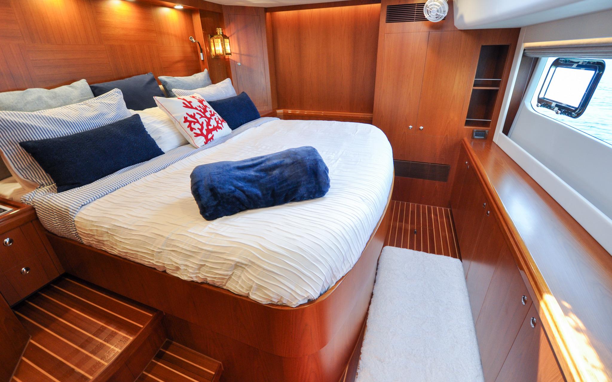 Castina Yacht Photos Pics Horizon 65PC - Castina - Starboard Hull - Forward Guest Cabin