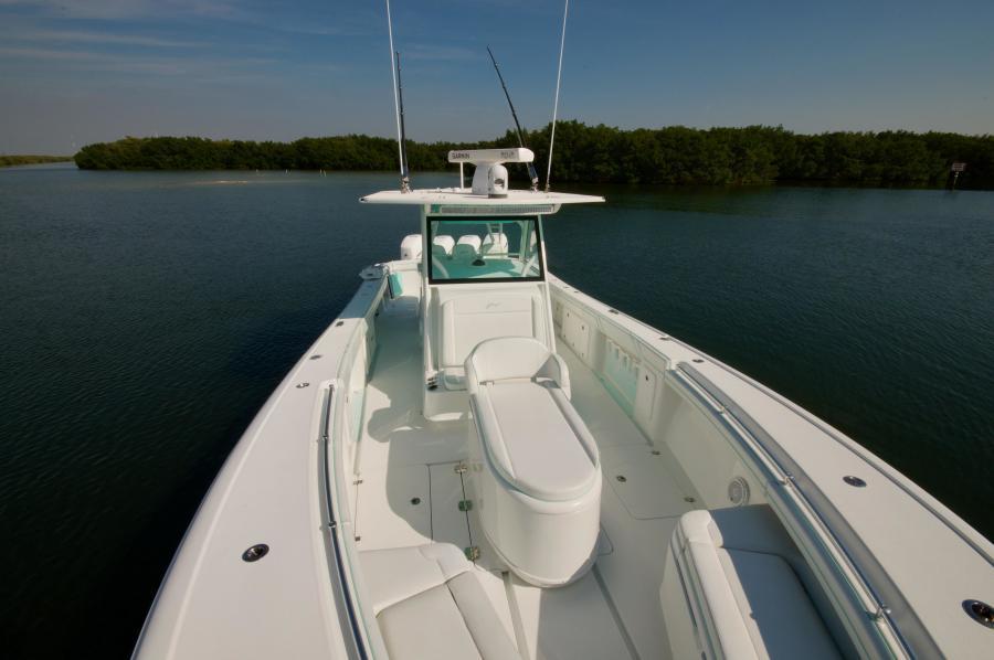 2017 39 Yellowfin - Rearin 2 Go - Bow Seating