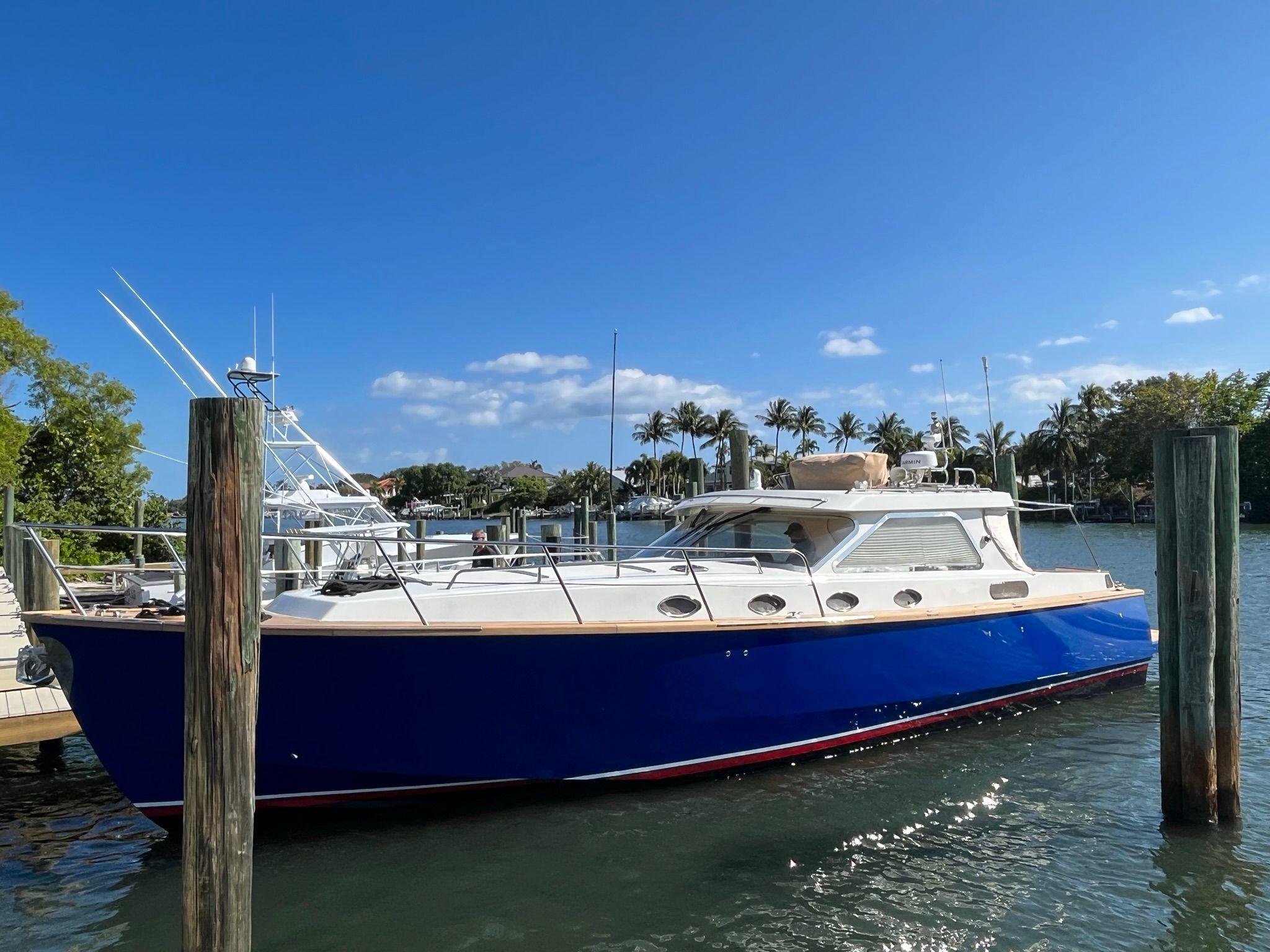 2010 Custom gentlemans motor yacht