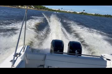 Boston-whaler CONQUEST video