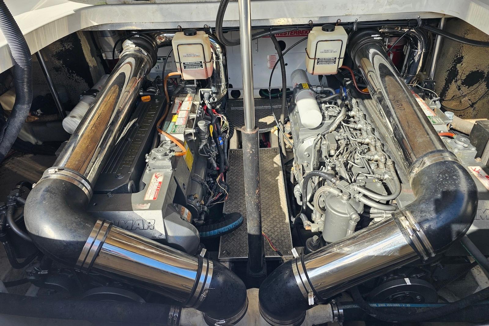 FL 10586 SS Knot 10 Yacht Sales FL 10586 SS Knot 10 Yacht Sales