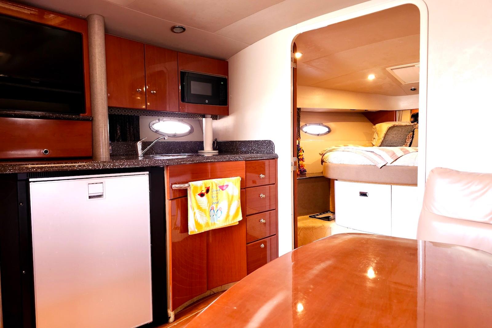 FL 10586 SS Knot 10 Yacht Sales FL 10586 SS Knot 10 Yacht Sales