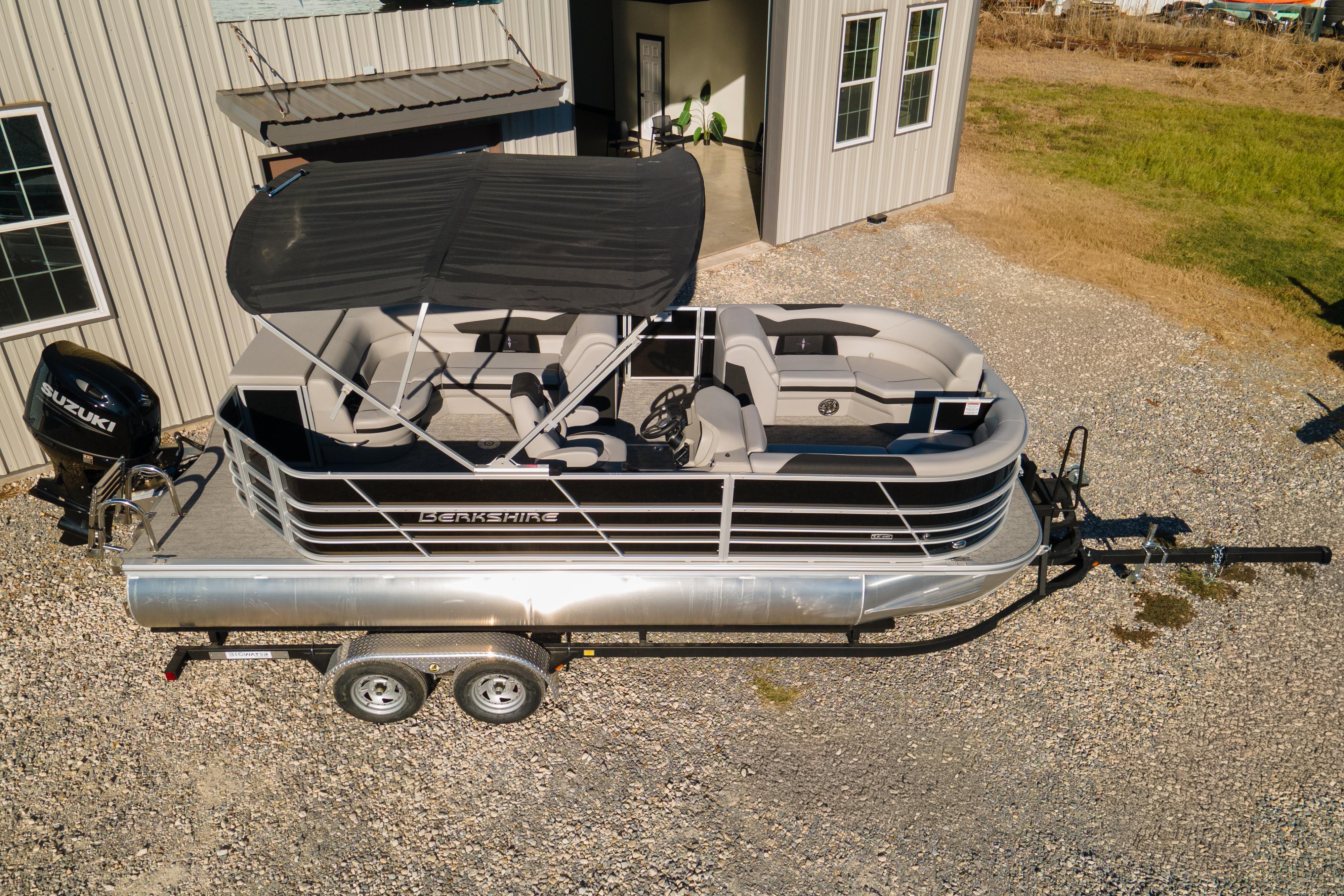 2025 Berkshire 22CL LE - Suzuki 150 - Image 2