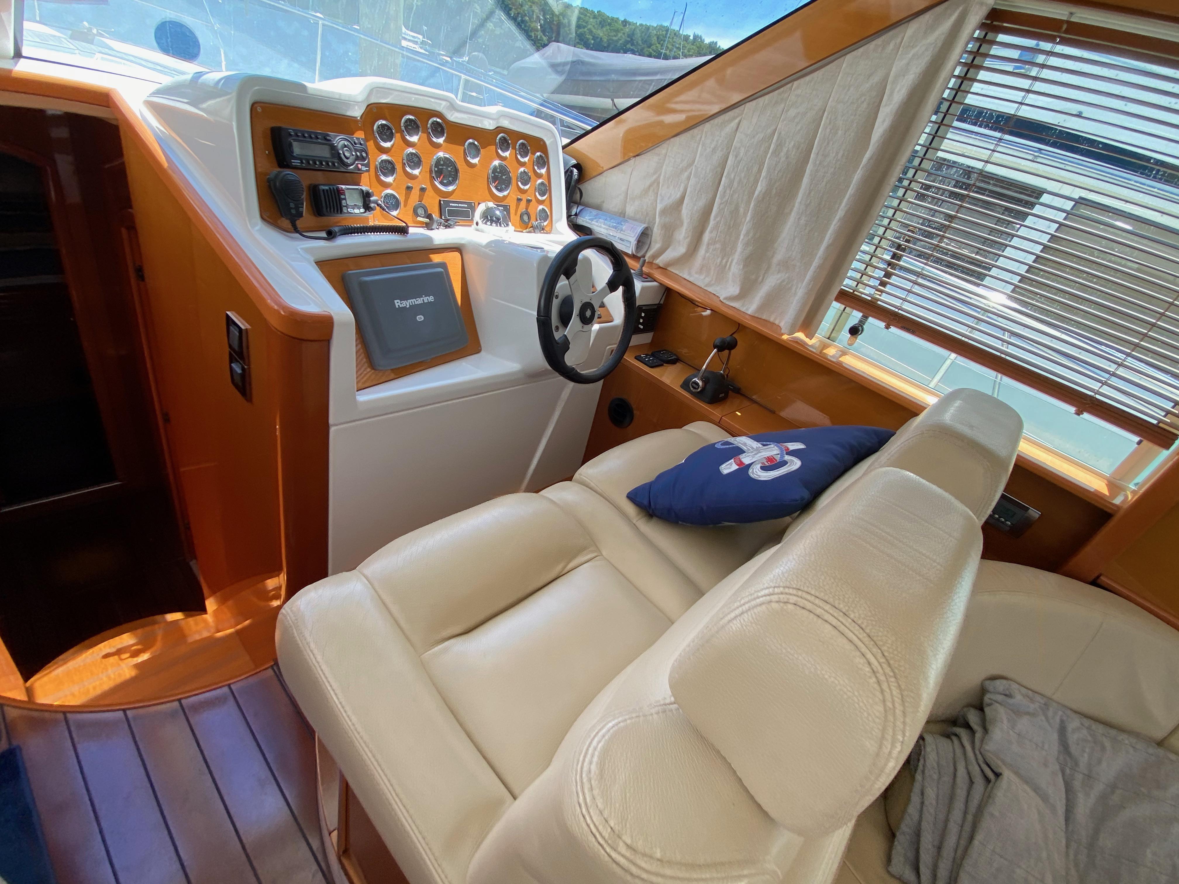 Newport RI Yacht Brokerage