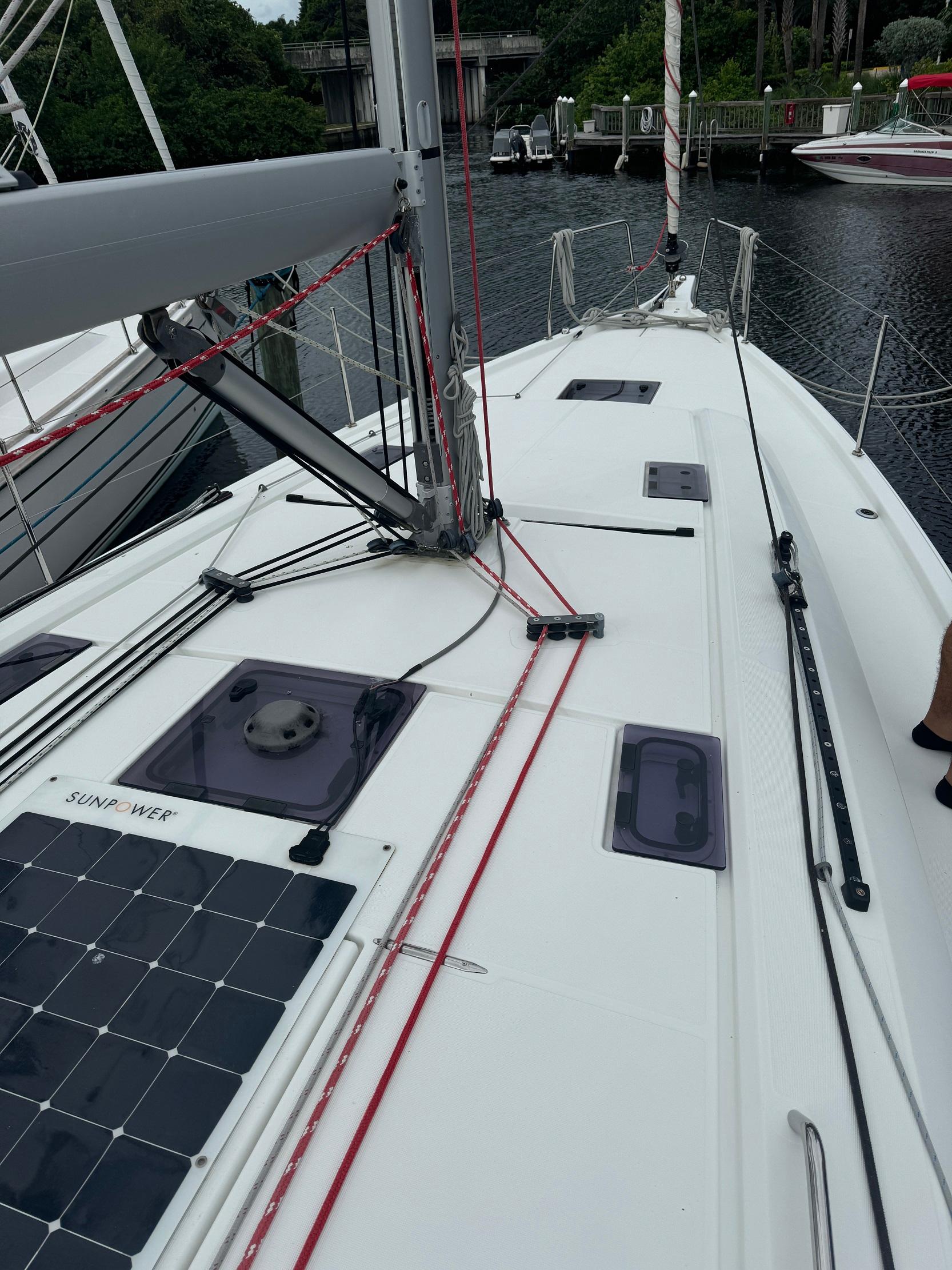 2021 Beneteau