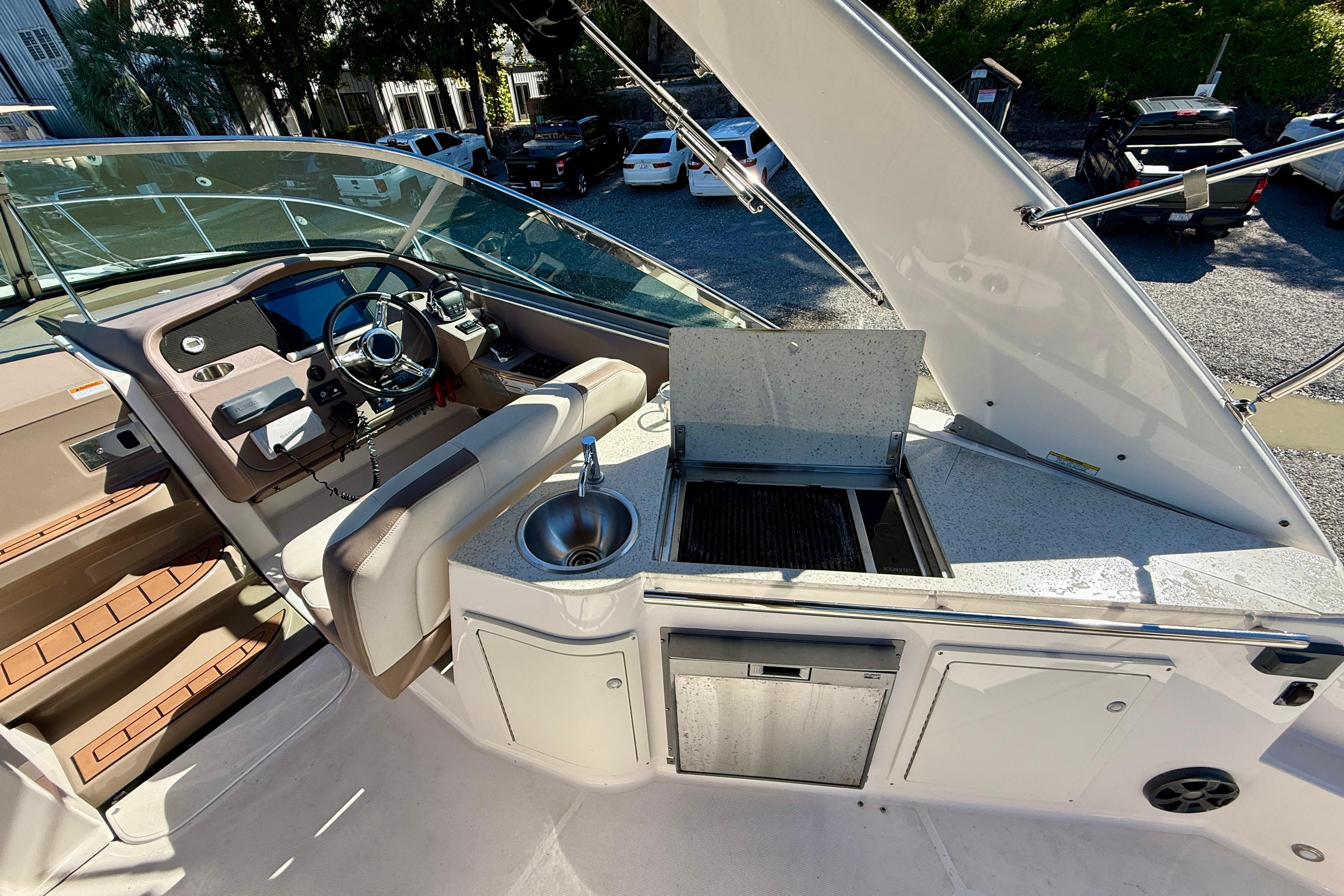 Boat image 11