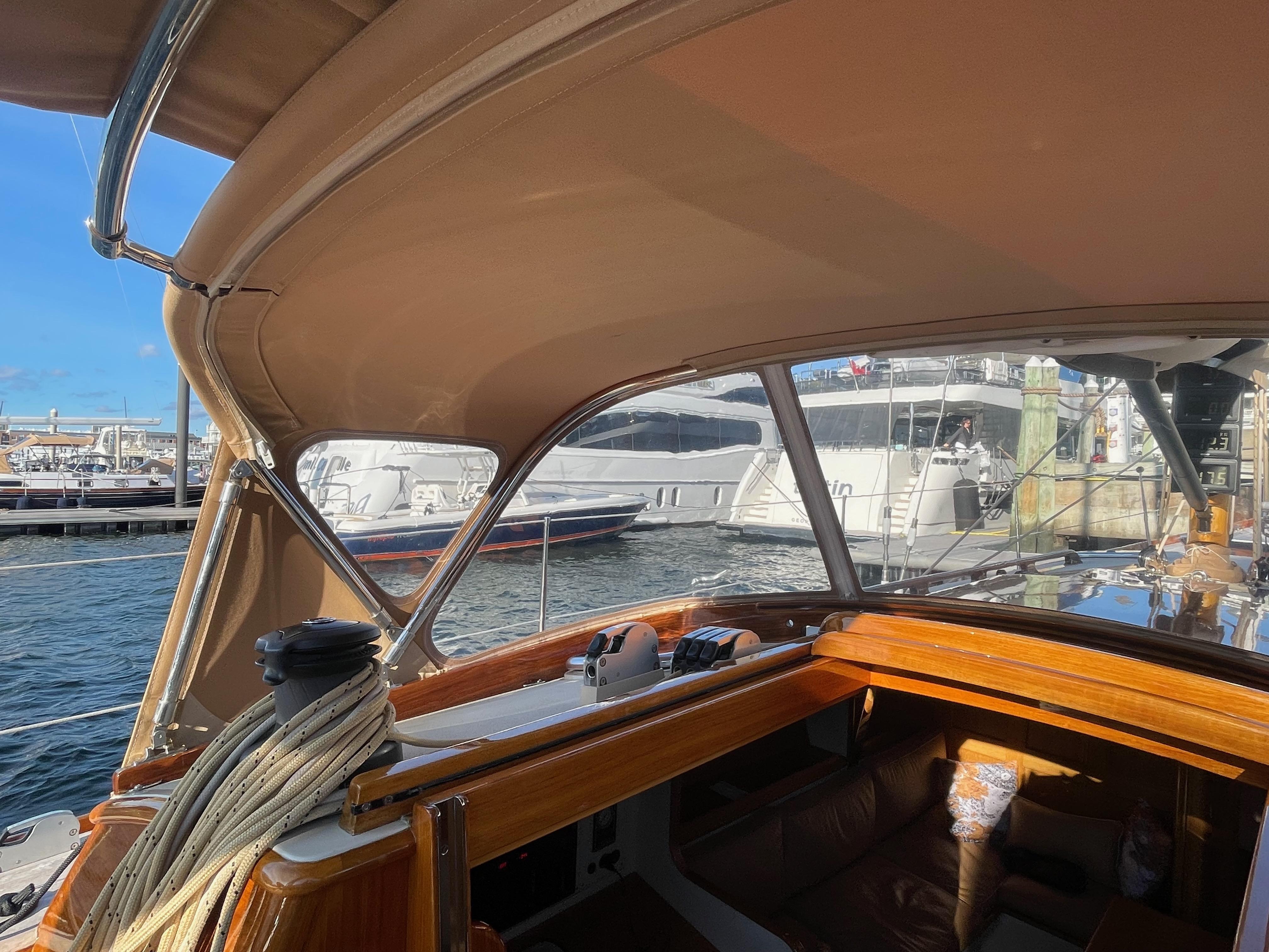 Newport RI Yacht Brokerage