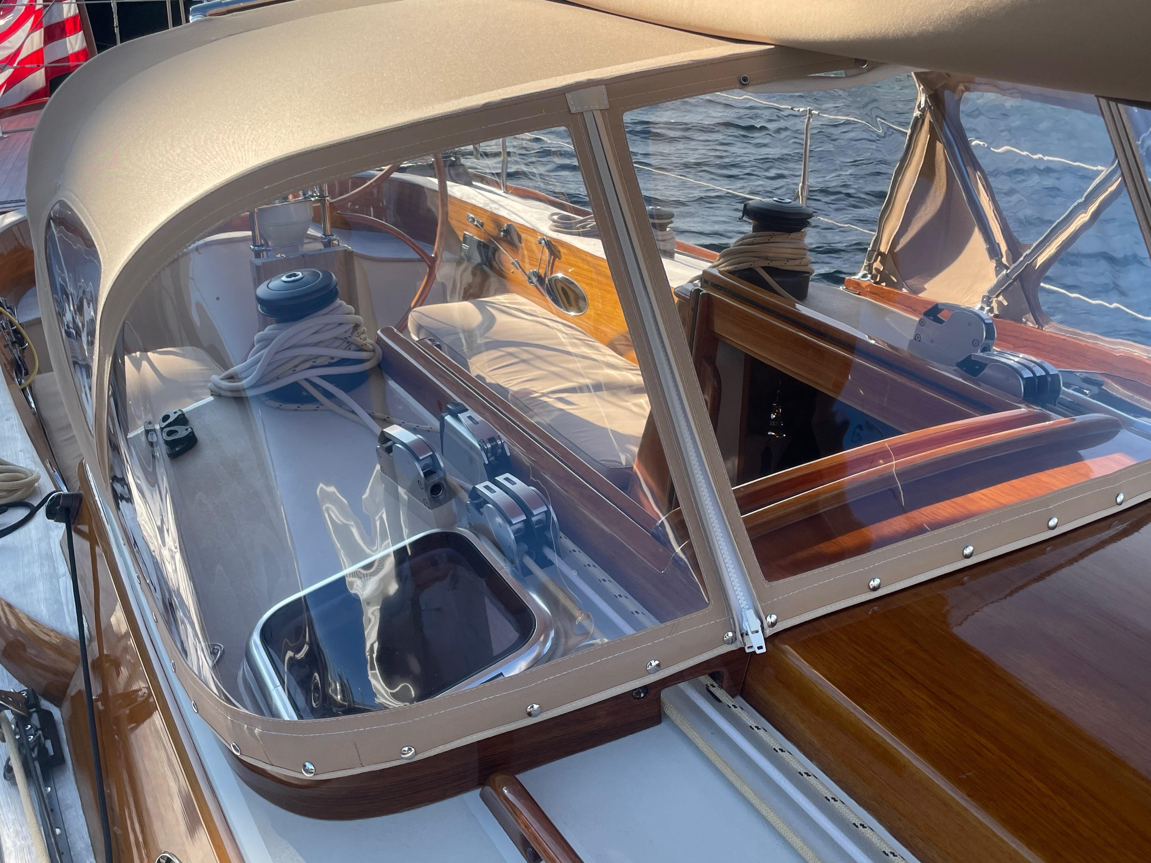 Newport RI Yacht Brokerage