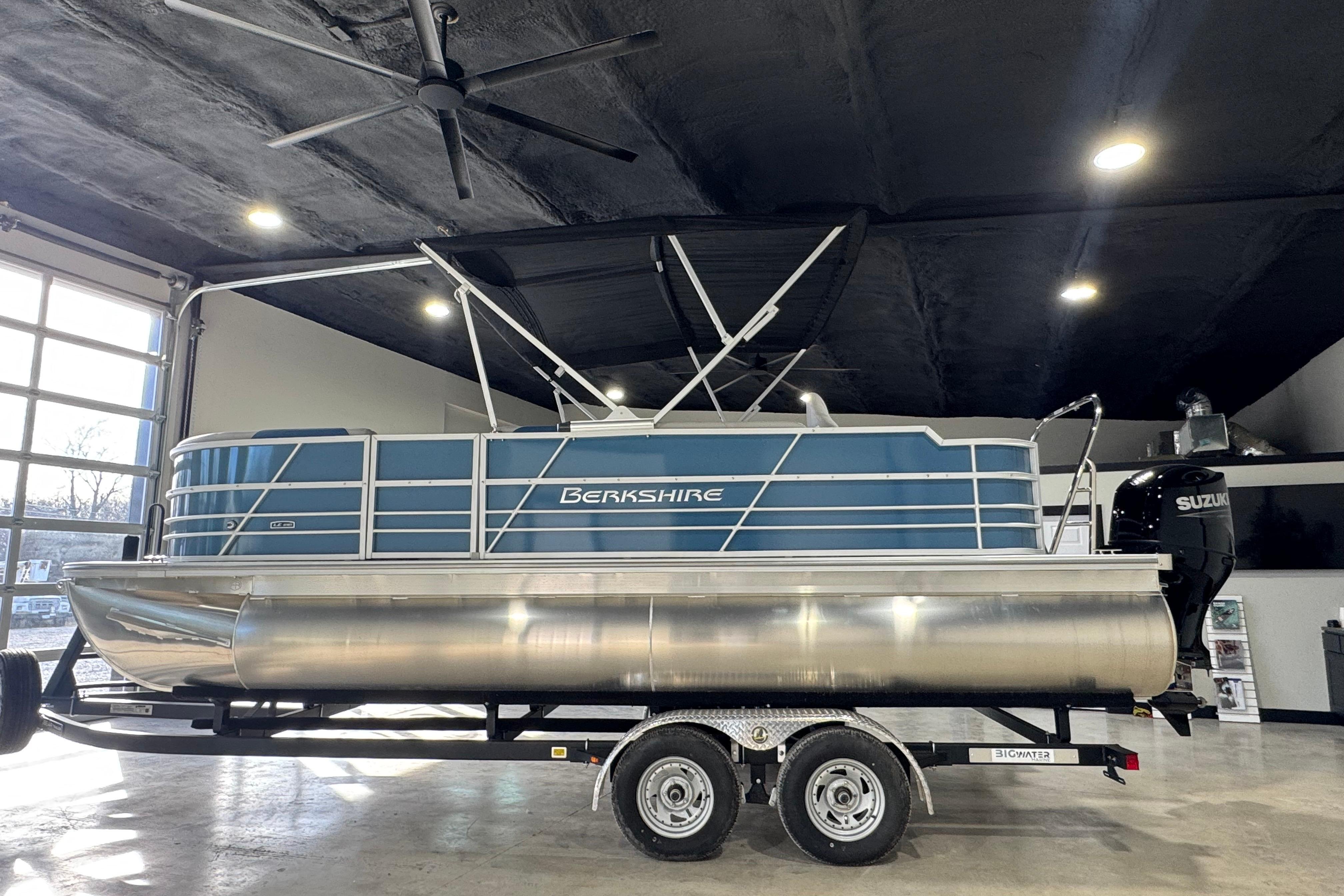 2025 Berkshire 22RFC LE / Suzuki 150 - Image 8