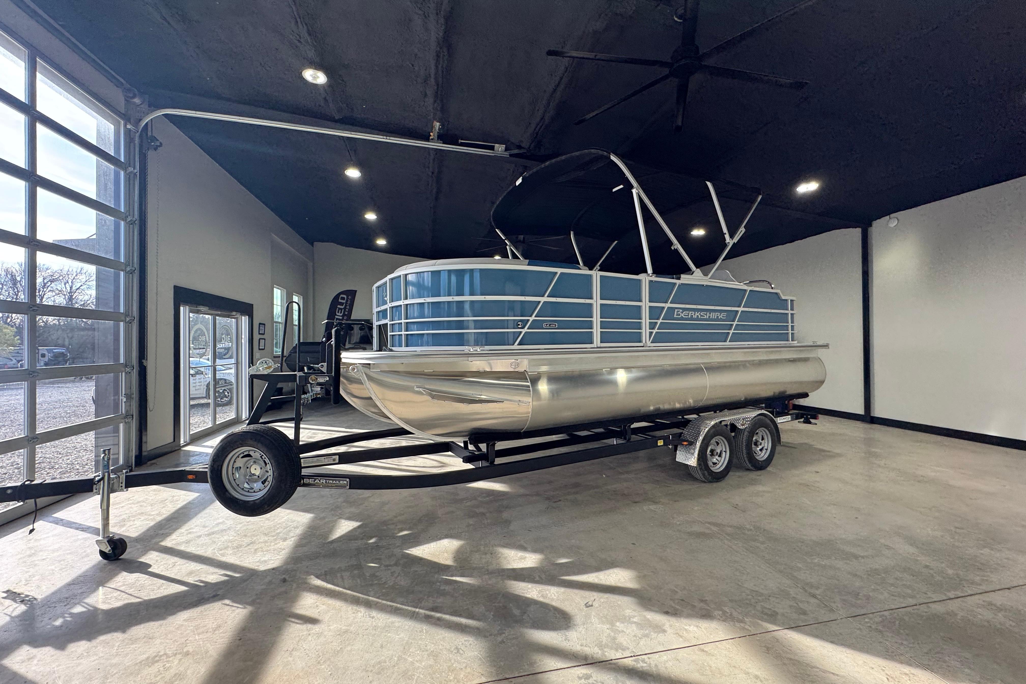 2025 Berkshire 22RFC LE / Suzuki 150 - Image 9