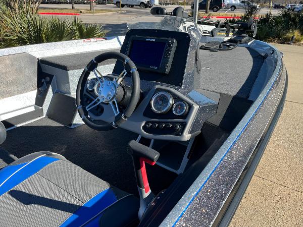 2018 Ranger Boats boat for sale, model of the boat is Z175 & Image # 2 of 9