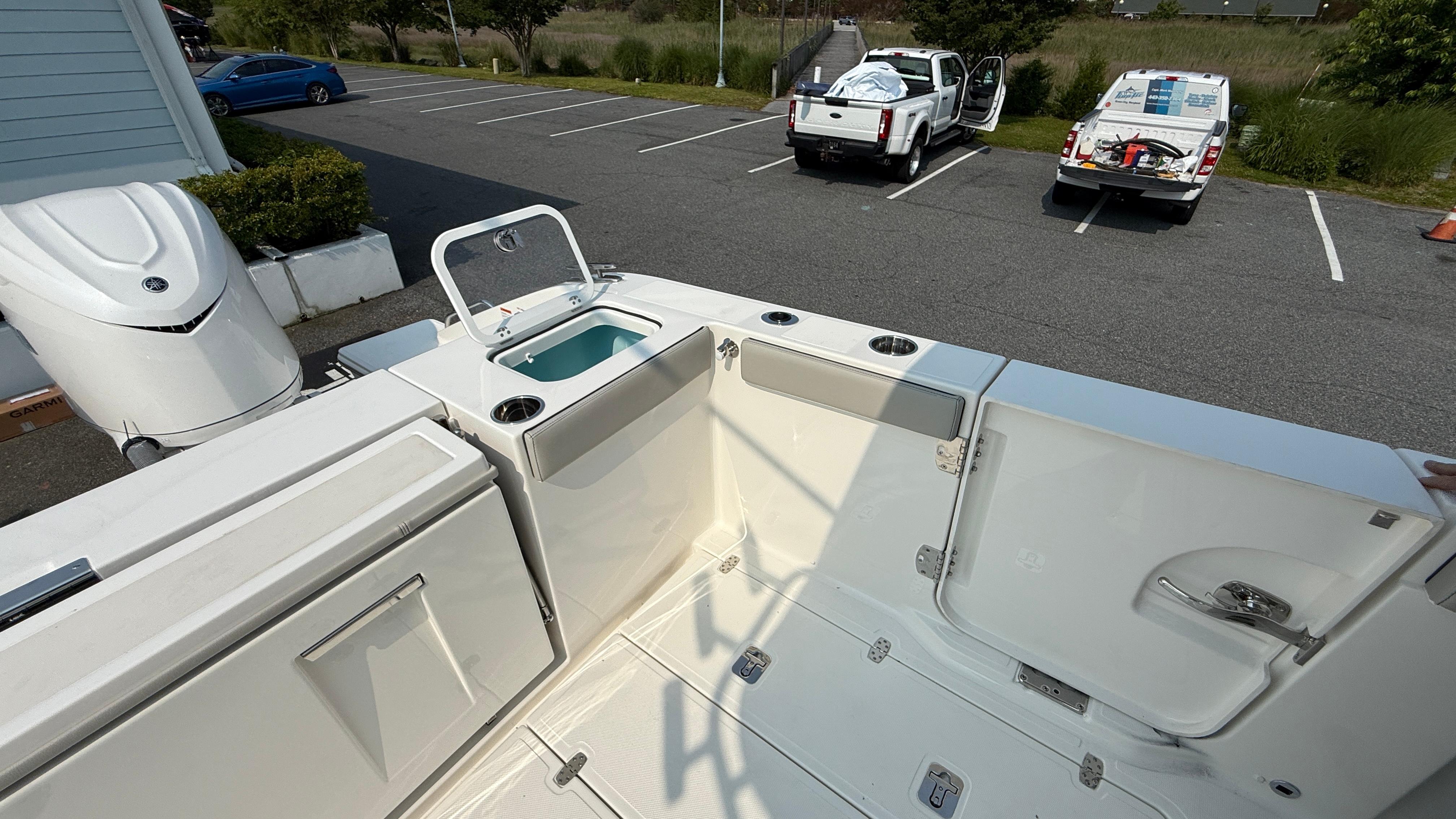2025 Pursuit S 328 Sport-16