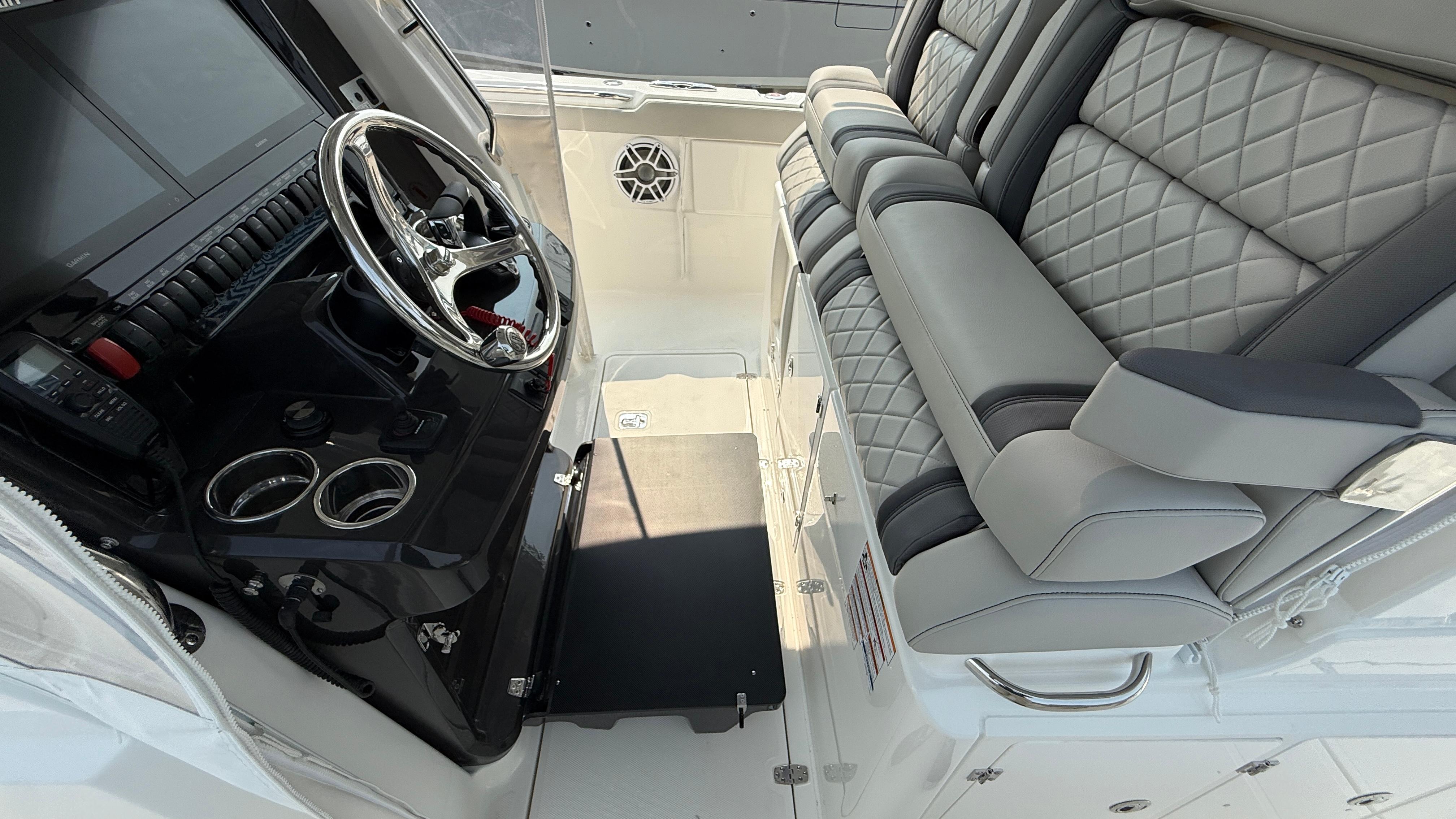2025 Pursuit S 328 Sport-47