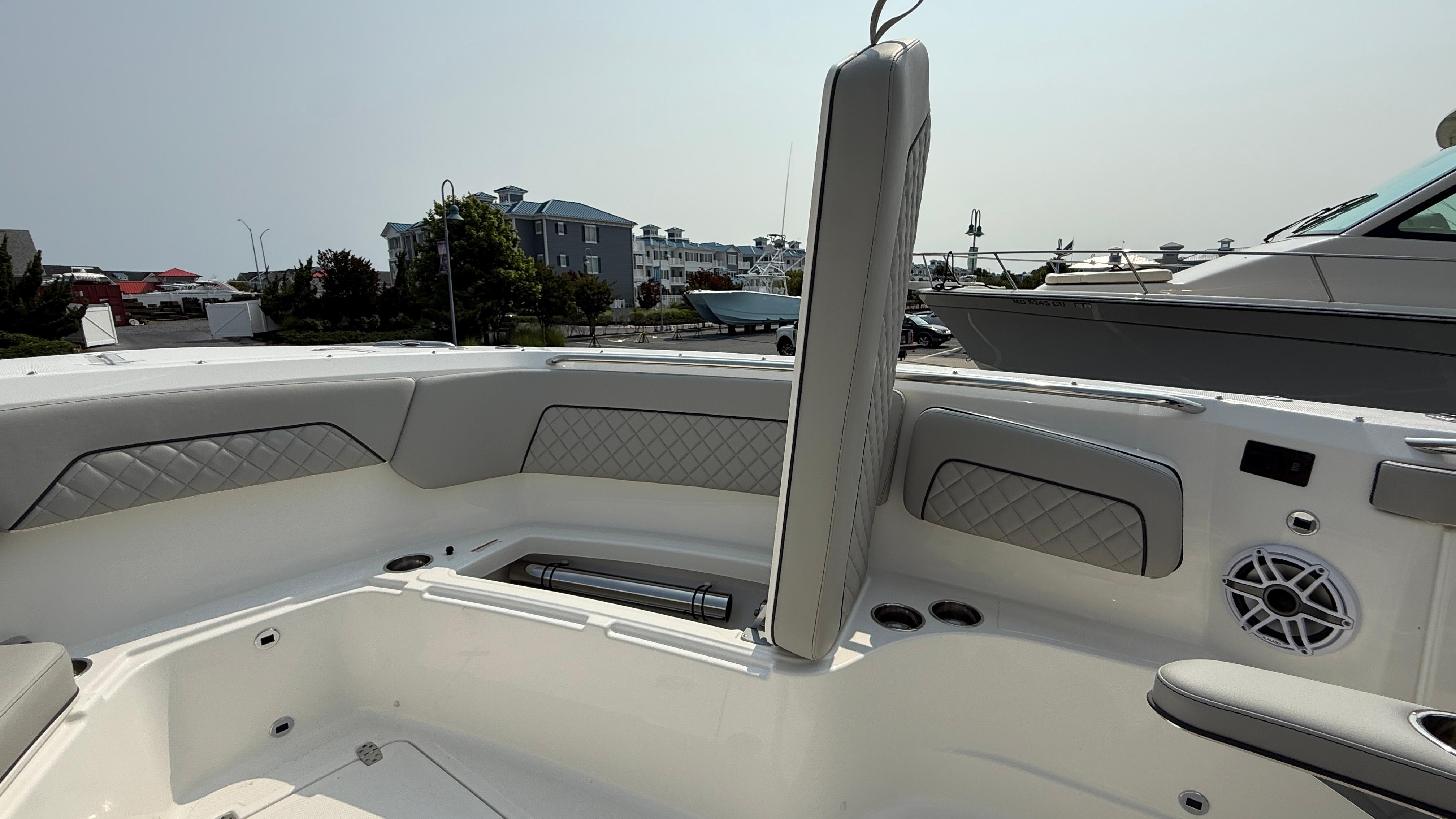 2025 Pursuit S 328 Sport-71