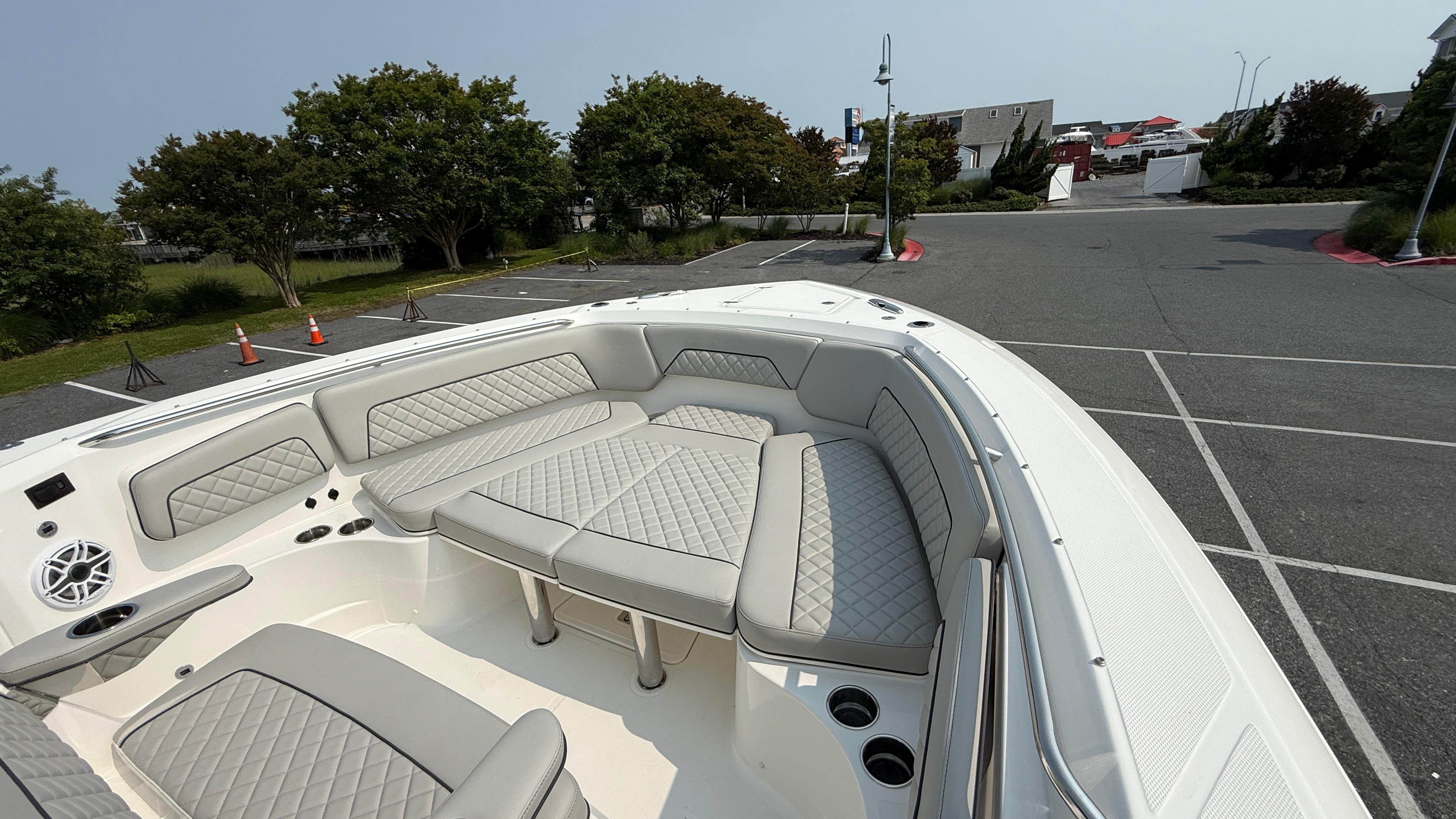 2025 Pursuit S 328 Sport-79