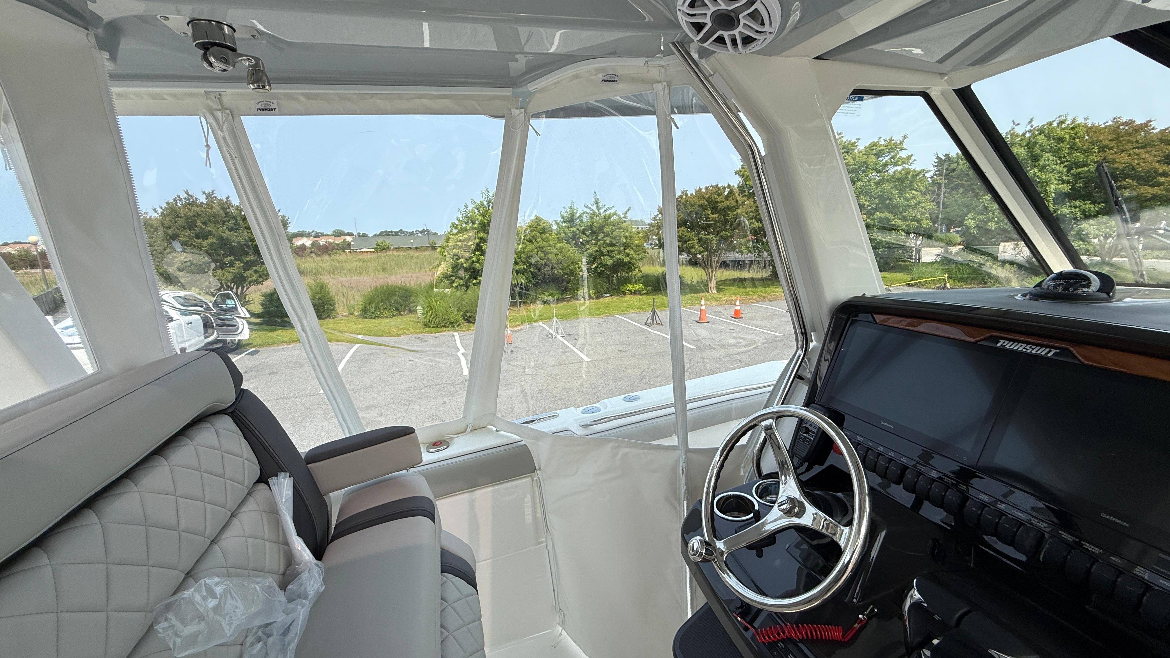 2025 Pursuit S 328 Sport-84