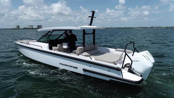 2023 axopar 37st