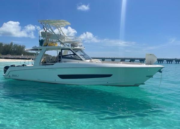 Photo of 2016 Boston Whaler 42'