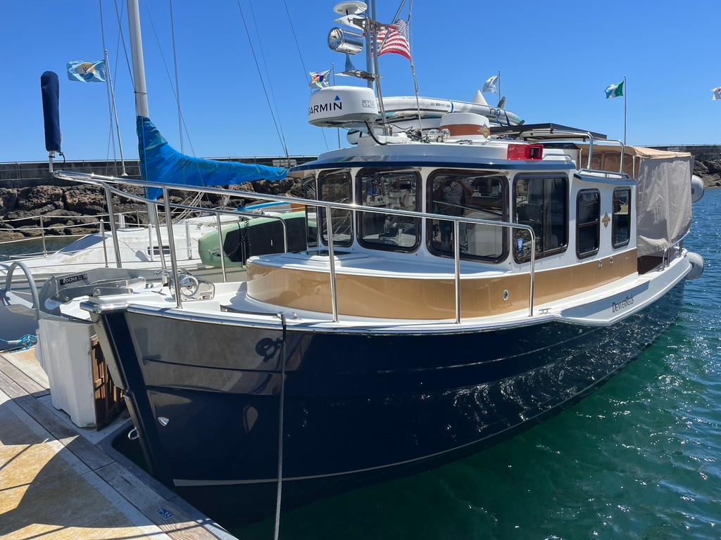 2016 Ranger Tugs 25 SC