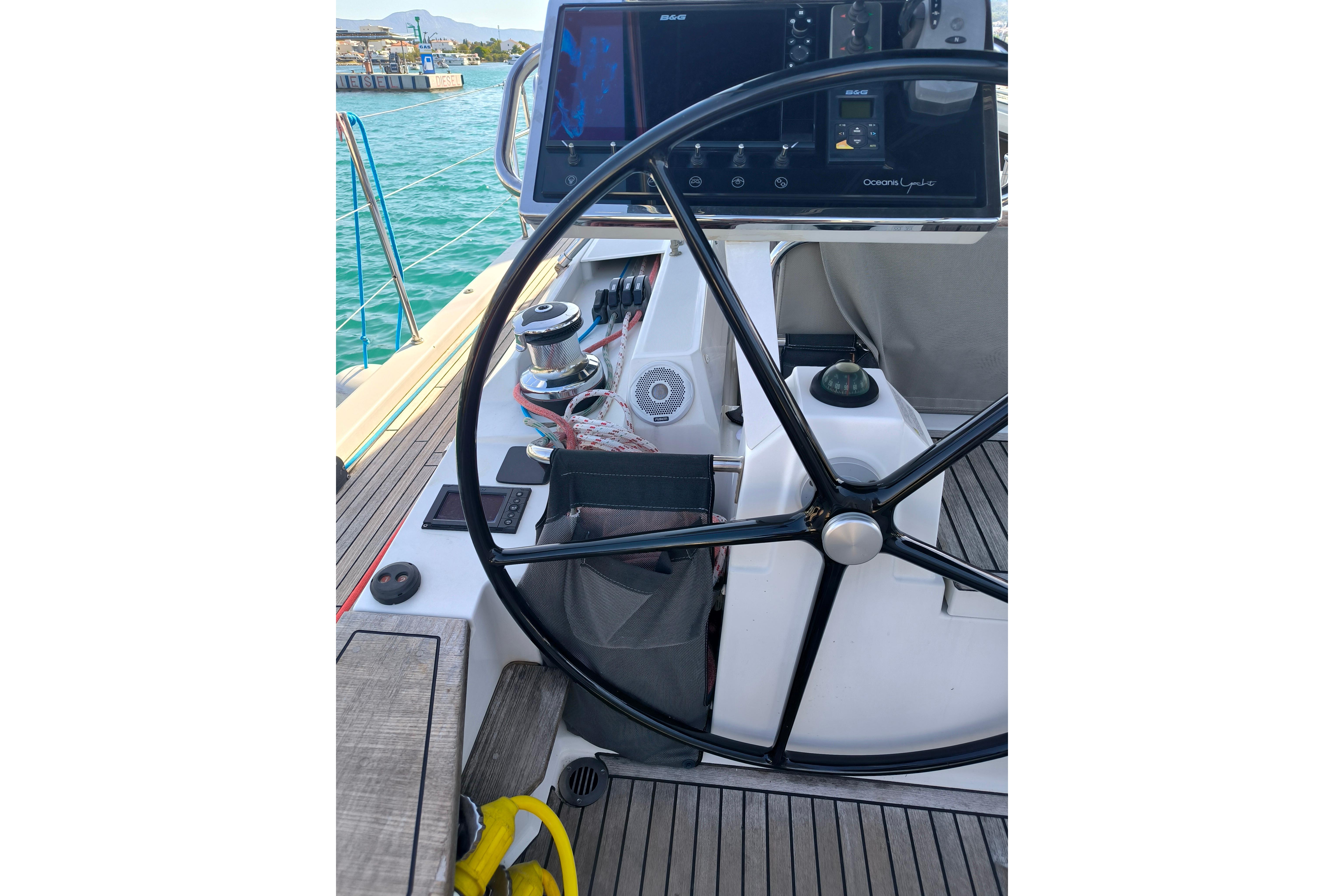 Yacht Photos Pics