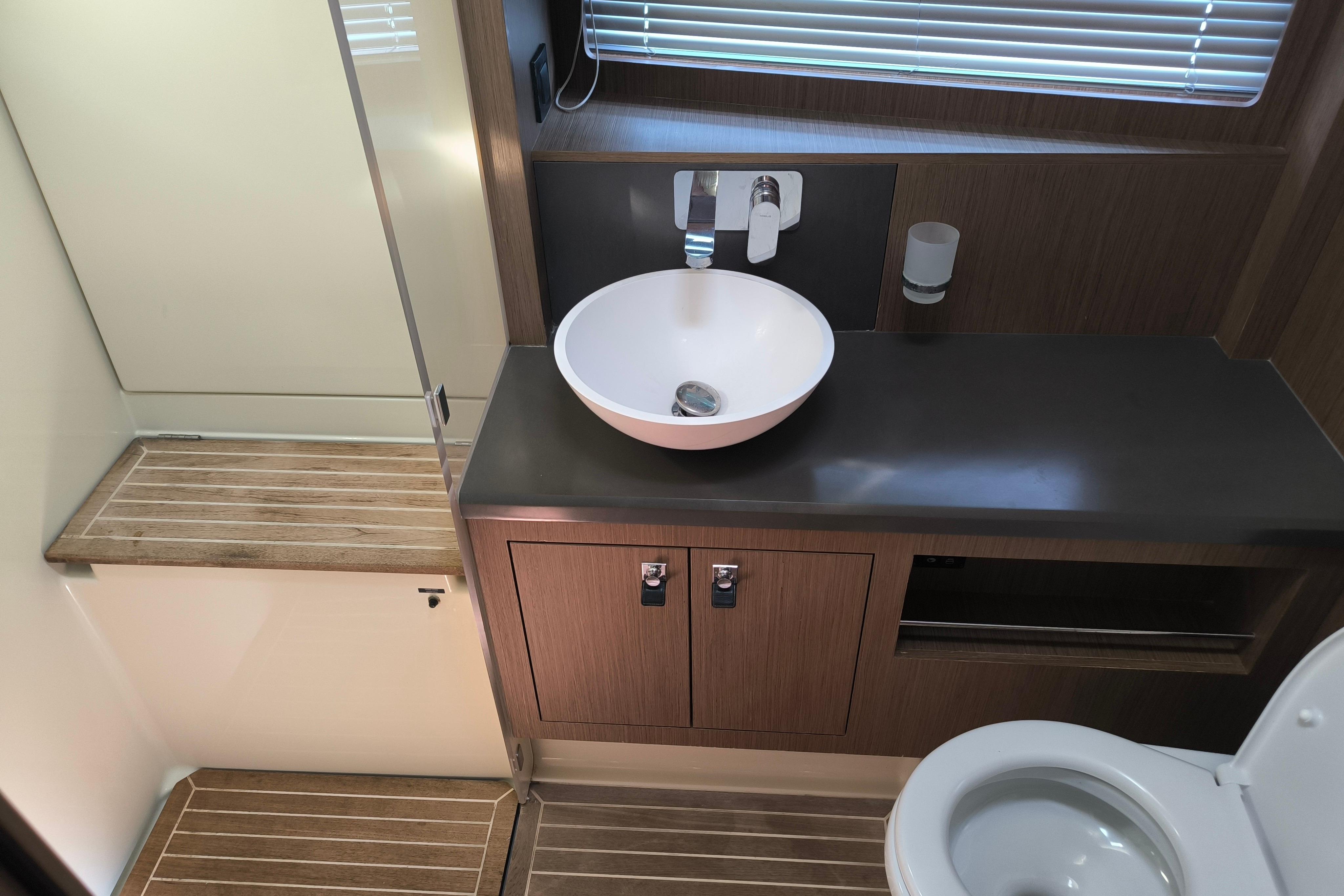 Yacht Photos Pics