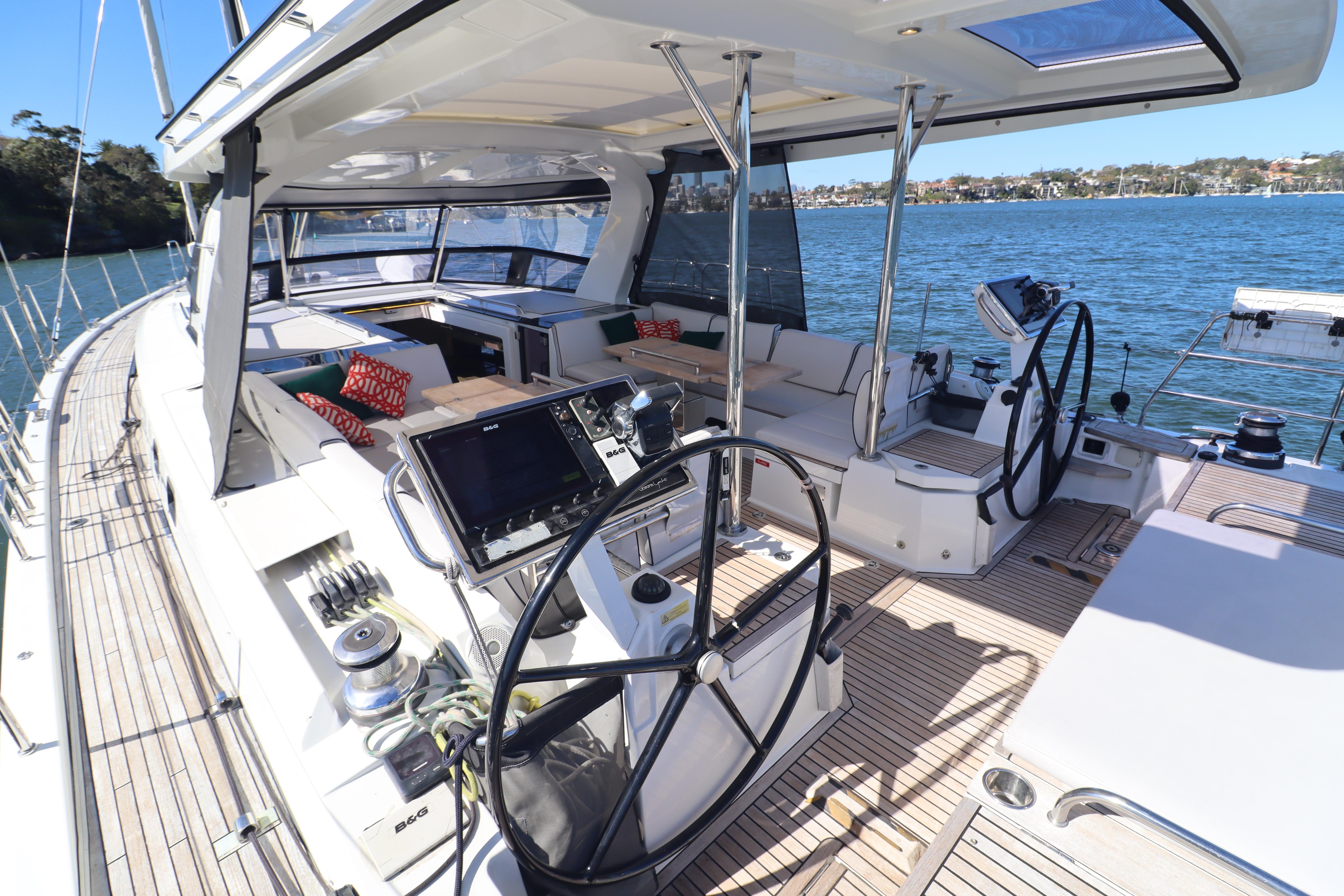 Yacht Photos Pics