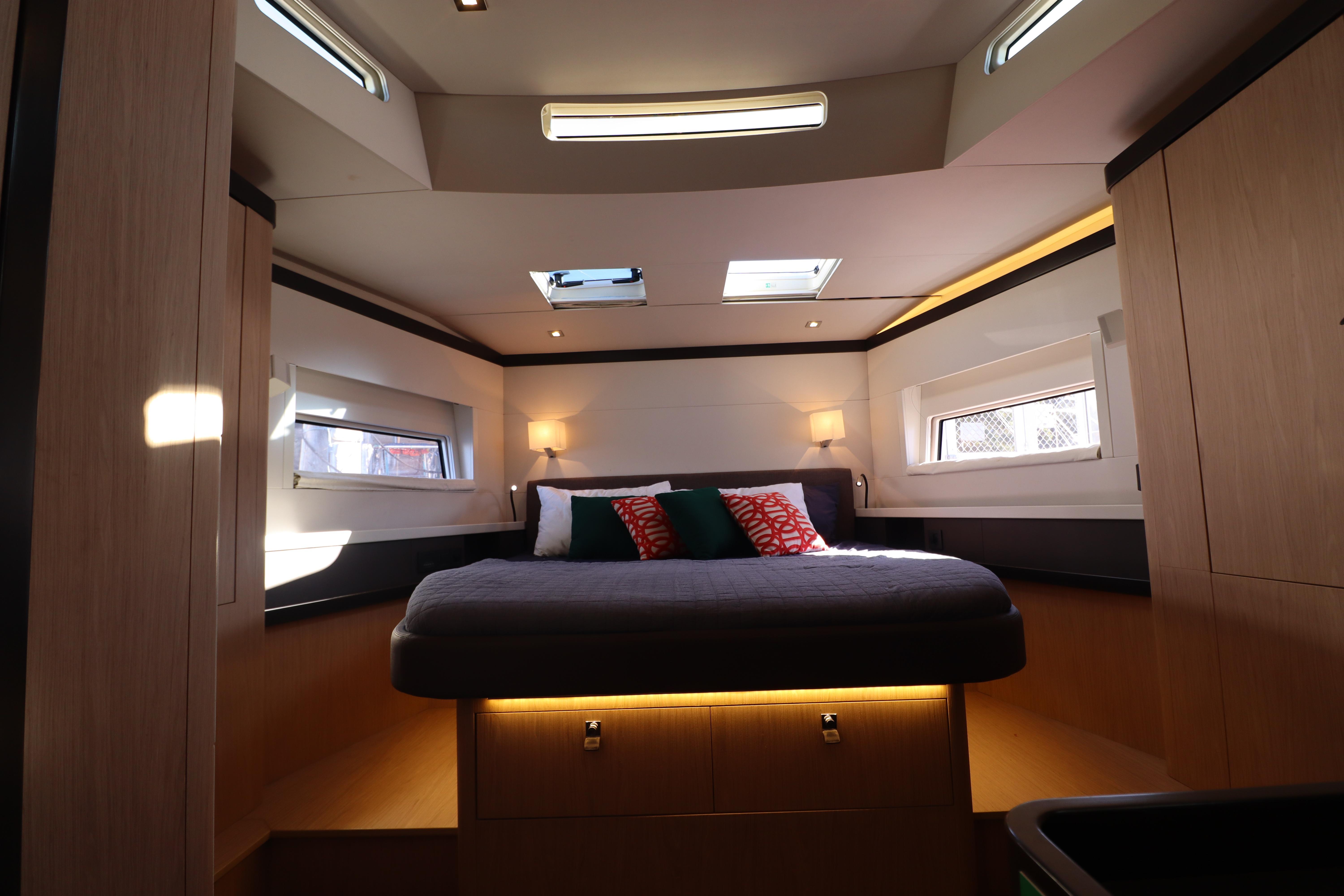Yacht Photos Pics