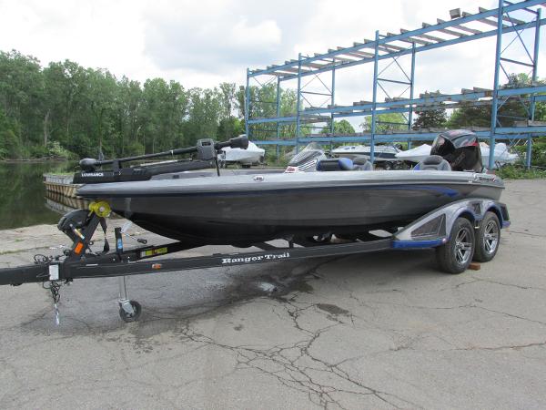 2021 Ranger Boats boat for sale, model of the boat is Z520C Ranger Cup Equipped & Image # 3 of 24