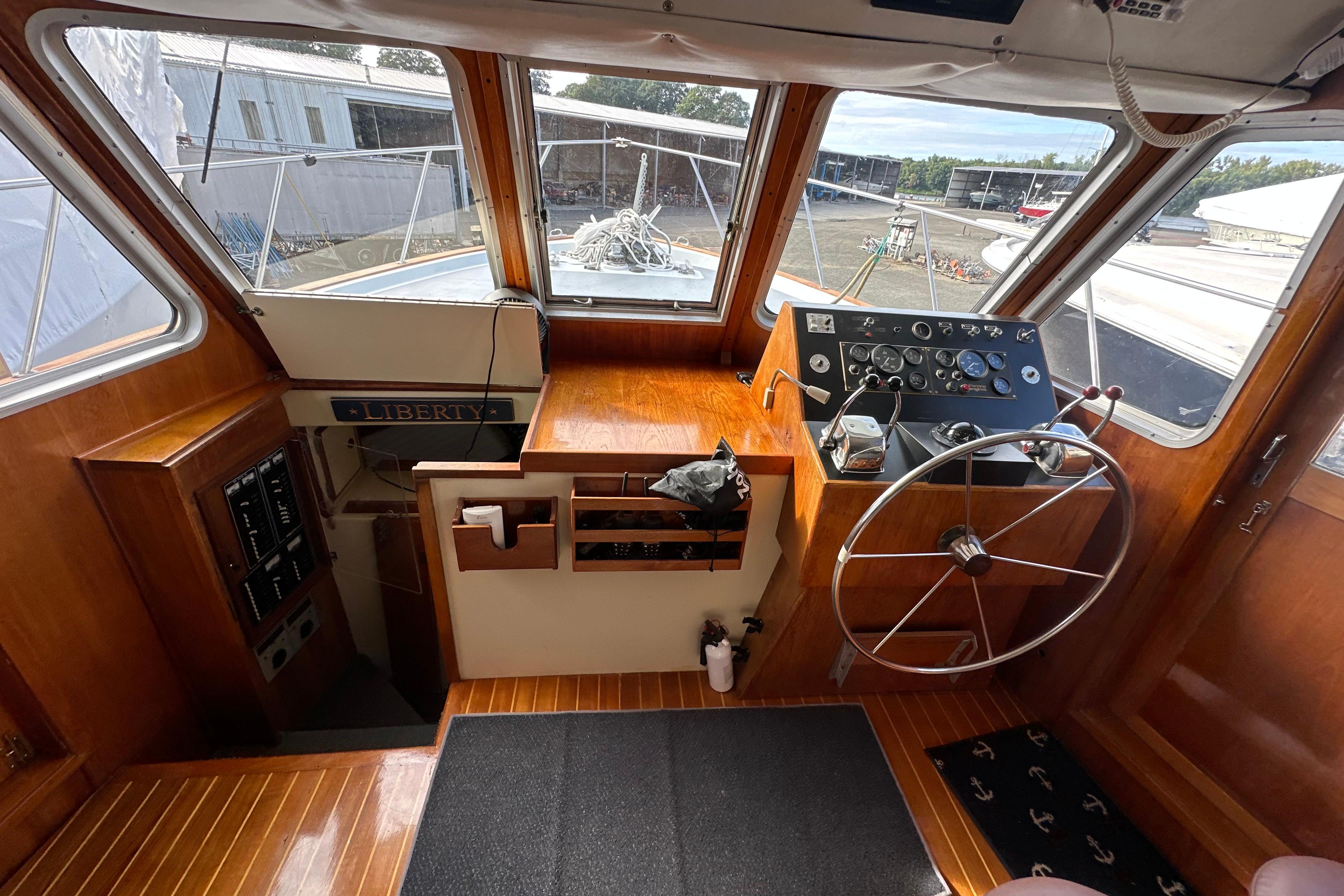1985 Pearson 43 Trawler-25