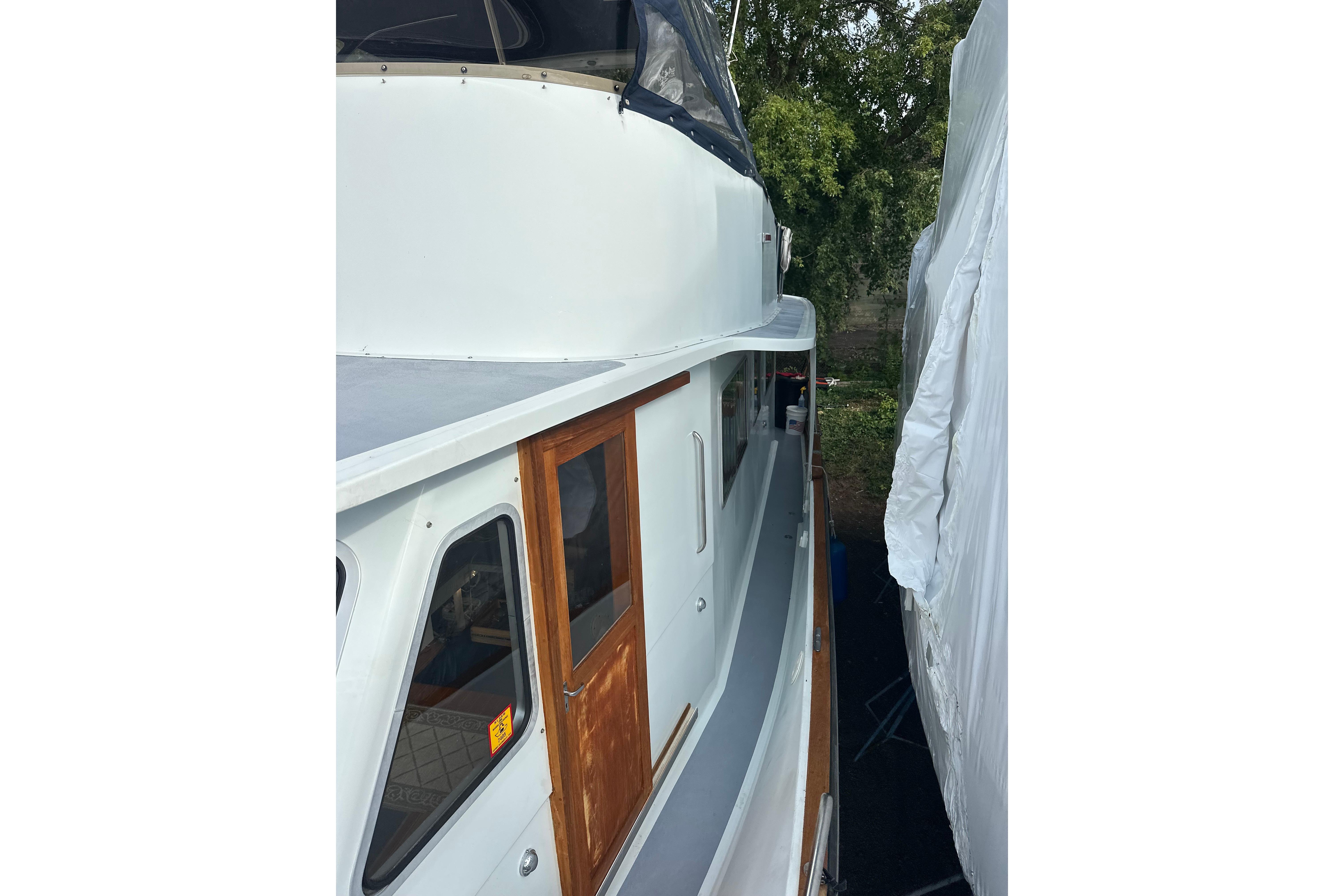 1985 Pearson 43 Trawler-56