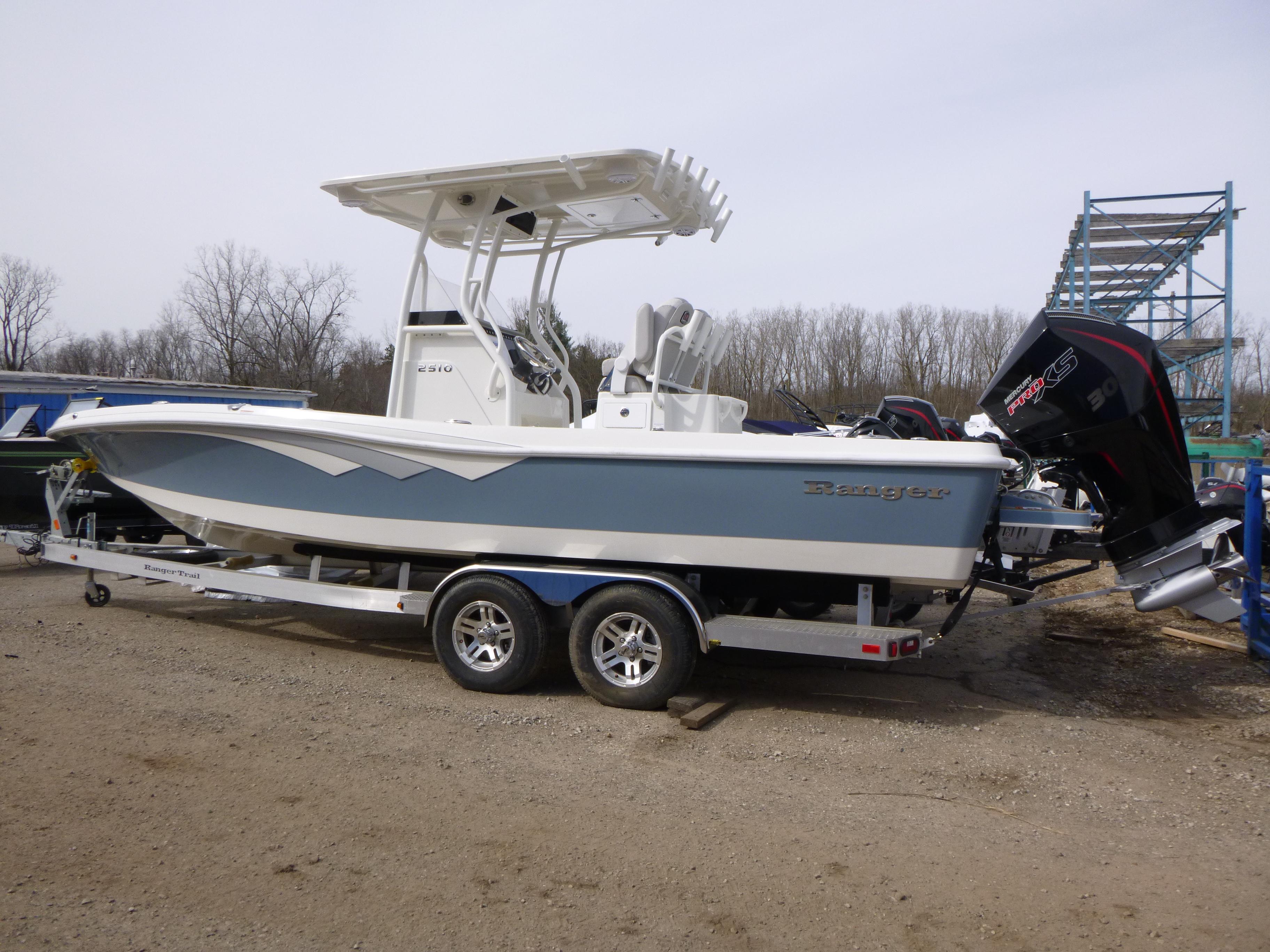 2022 Ranger 2510 Bay Gallery