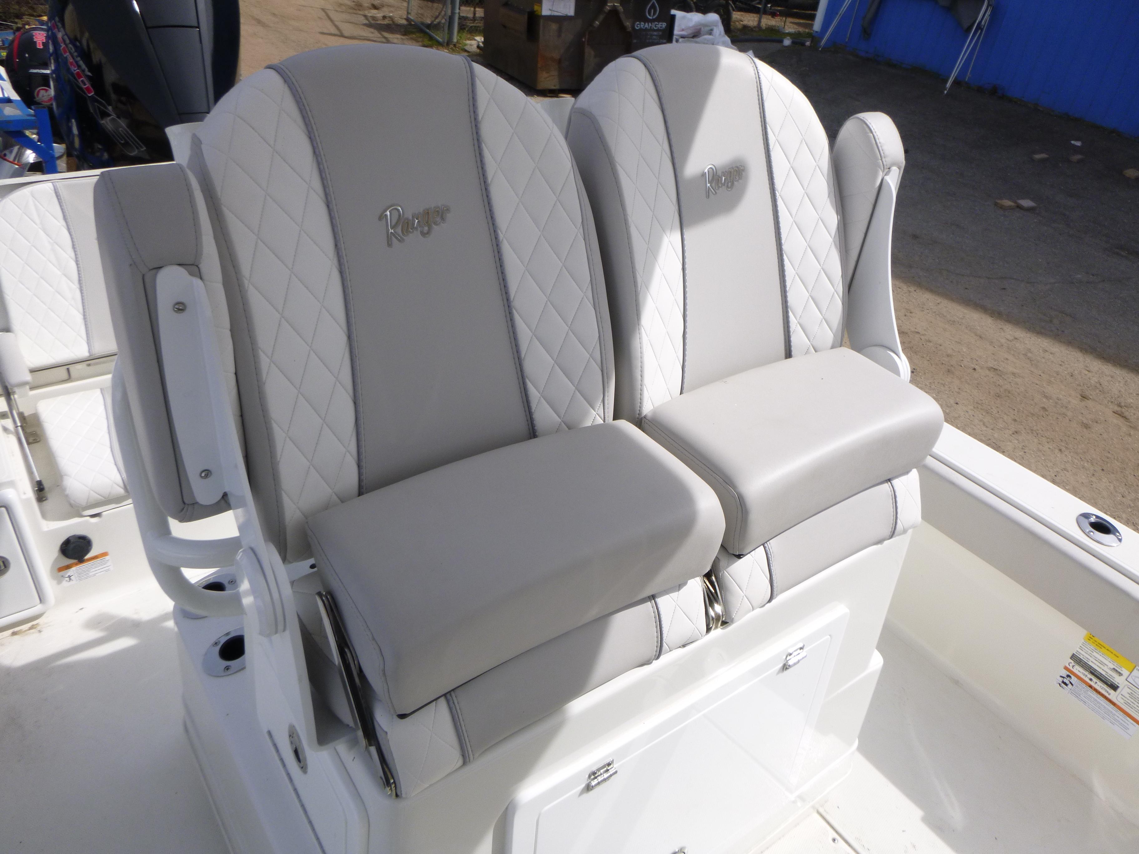 2022 Ranger 2510 Bay Gallery